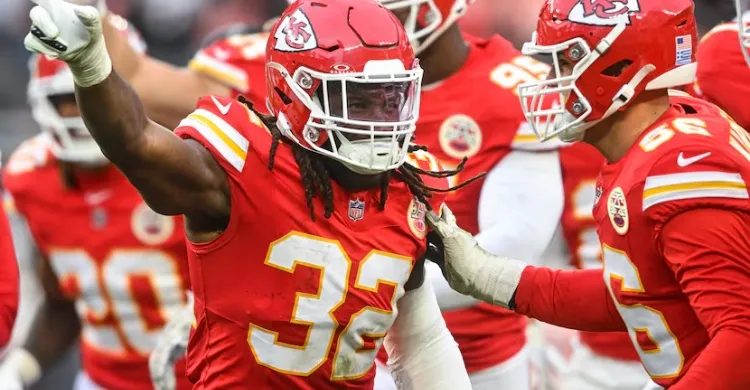 Chiefs re-sign linebacker Nick Bolton to 3-year contract