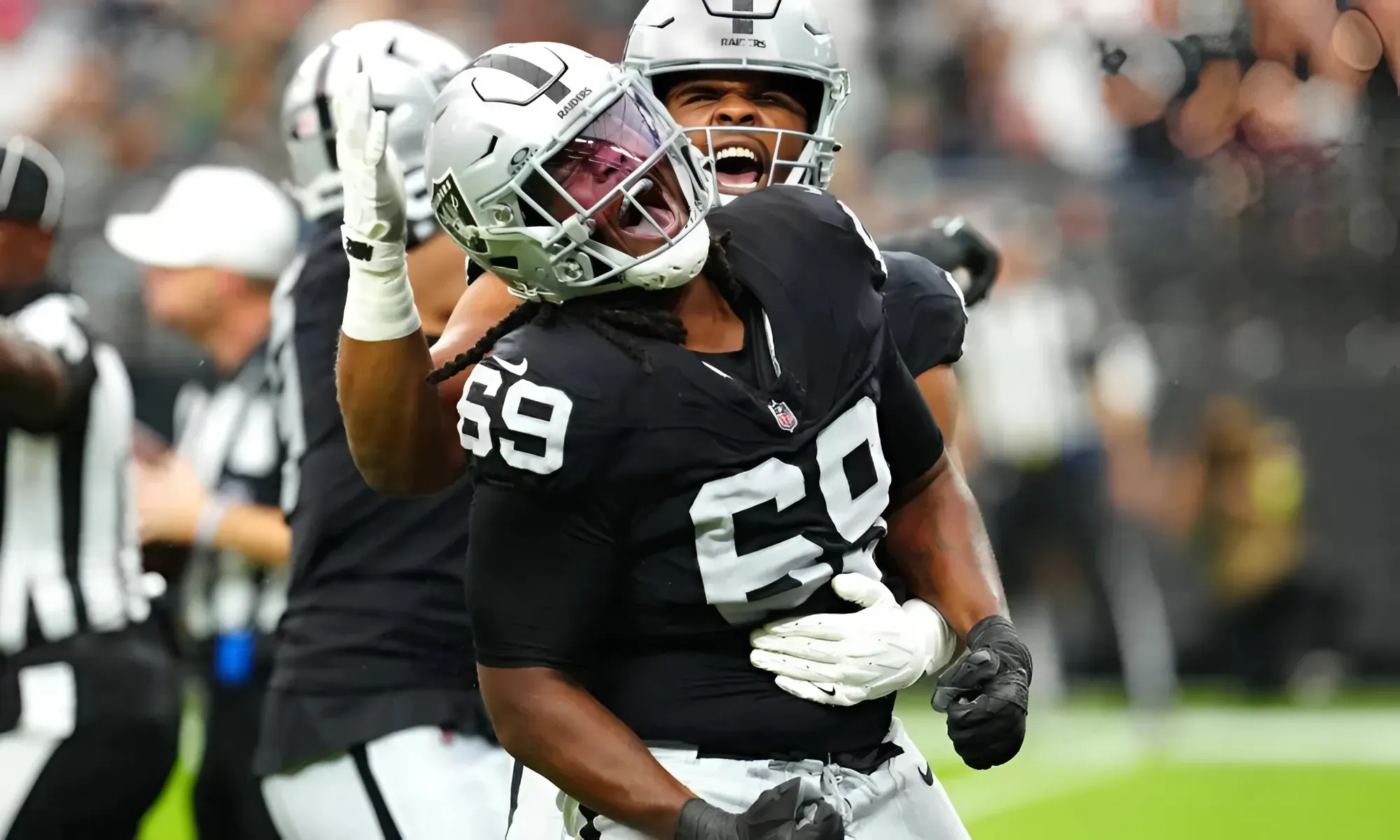 Raiders agree to terms on a three-year deal with DT Adam Butler