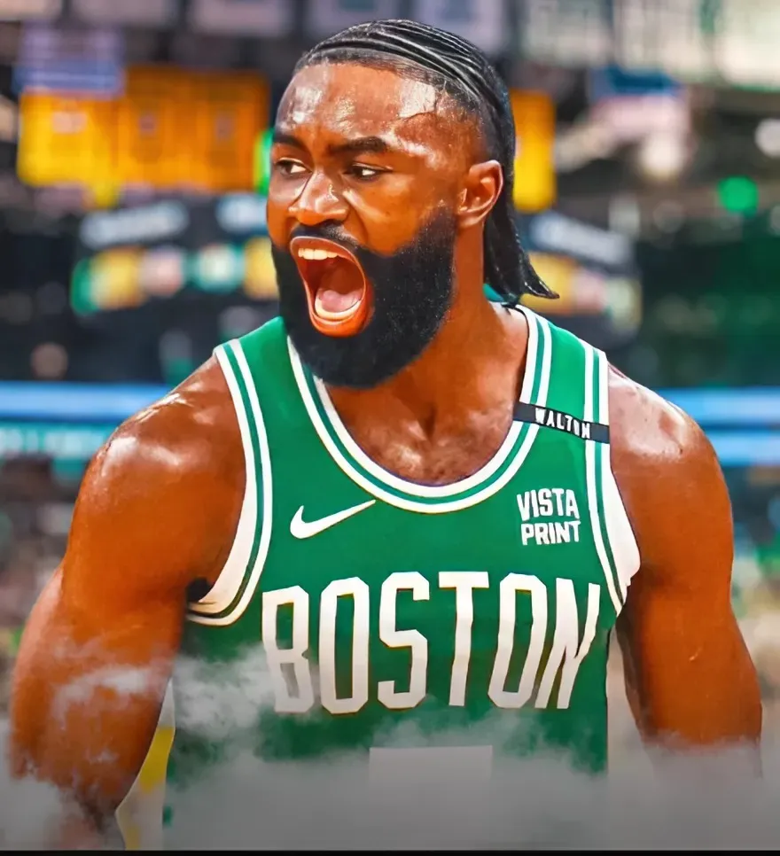 Celtics' Jaylen Brown gives shoutout to fans after 'playoff-type' win over Lakers