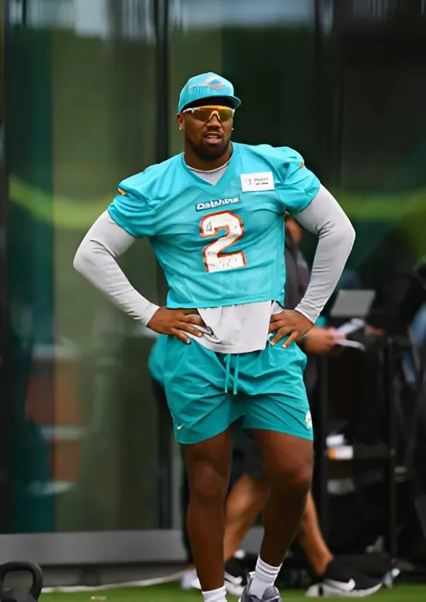 Glad Dolphins Restructured Chubb But Can’t Bank On Him & Phillips