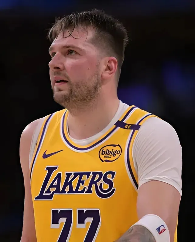 Lakers Get Concerning Luka Dončić News After LeBron James Injury