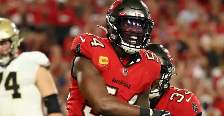 Lavonte David Returns for a 14th Season with the Bucs