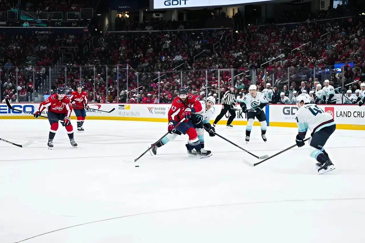 Capitals Sink Kraken, 4-2; Connor McMichael Scores Late Game-Winner, Alex Ovechkin Scores Career Goal 886, His 1,600th Point trucc