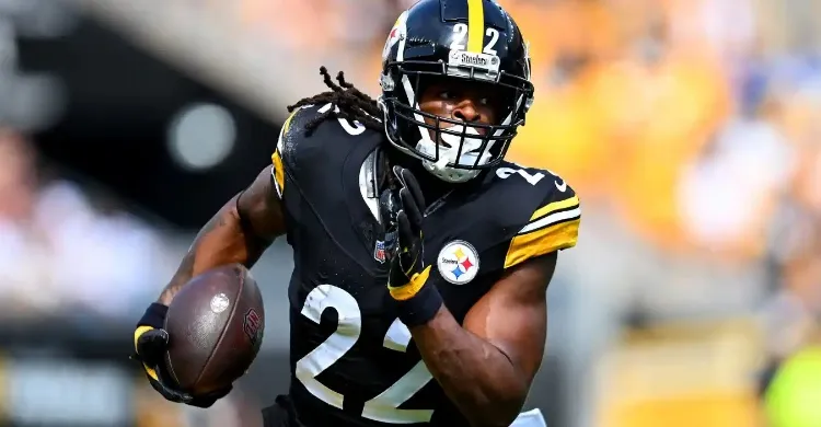 Steelers RB Najee Harris Lands 1-Year Deal With AFC Playoff Team: Report