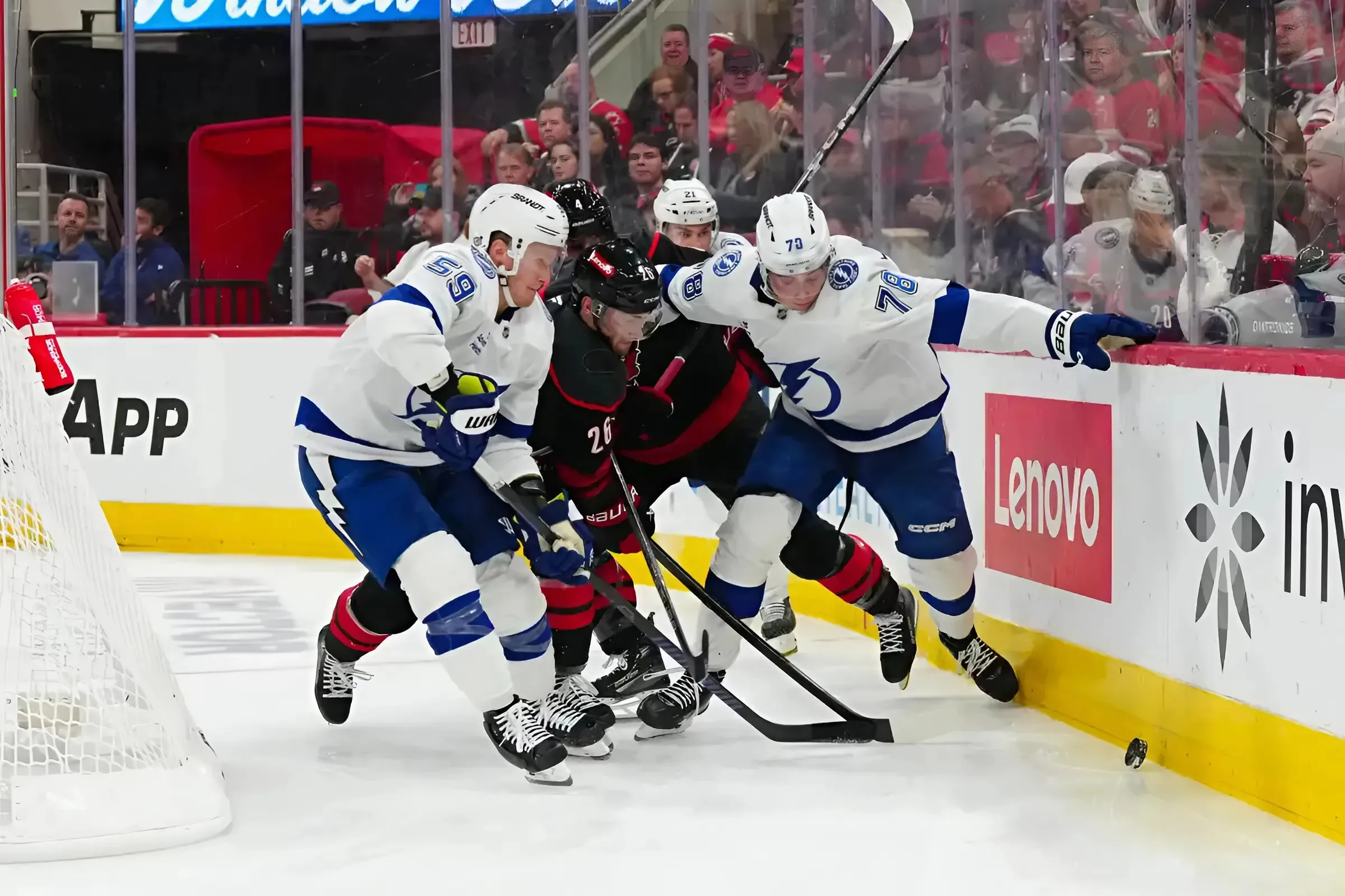 Lightning drop second in a row as Hurricanes outskate them