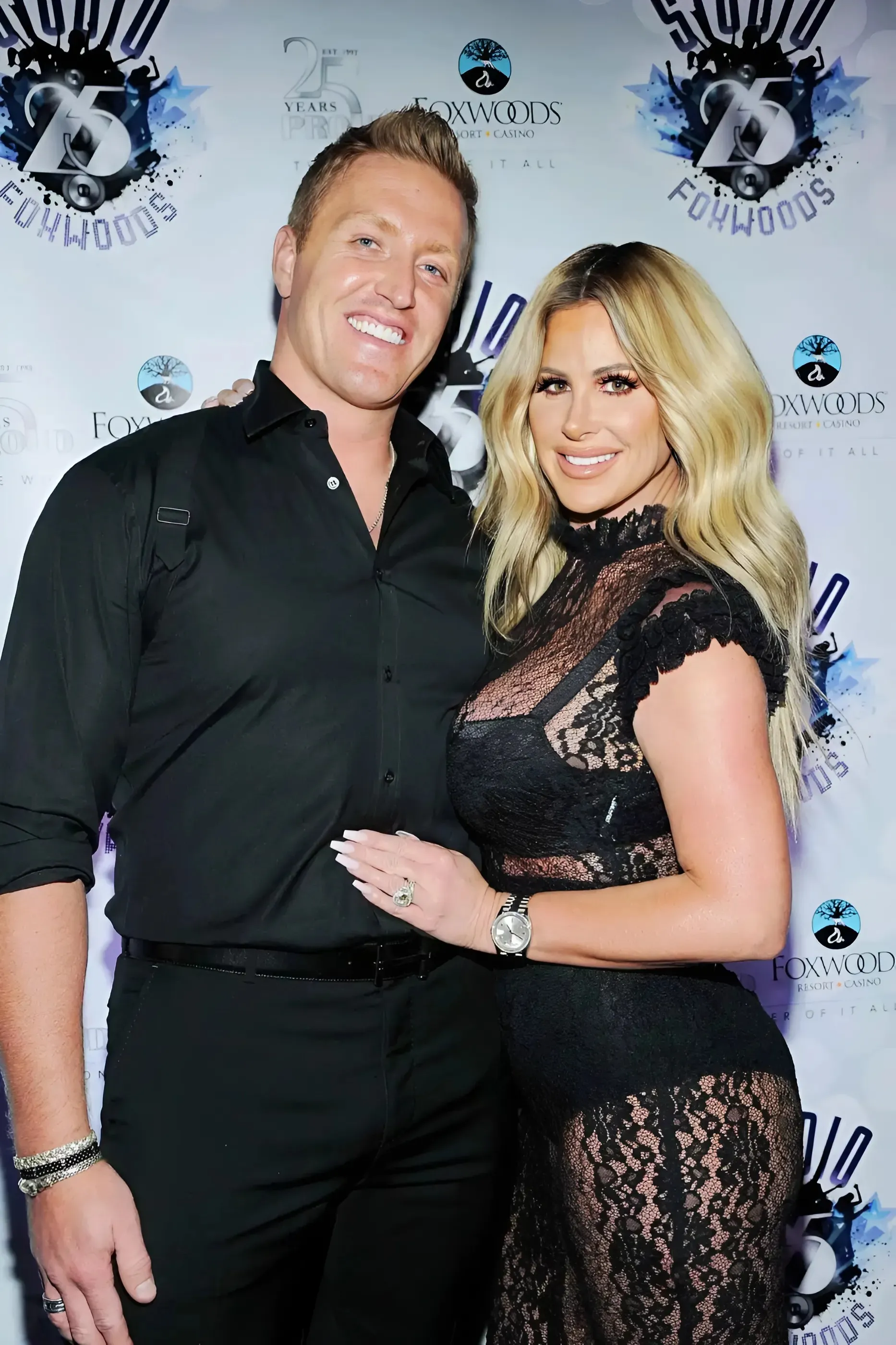 Kim Zolciak Breaks Down Discussing Kroy Biermann on Stage