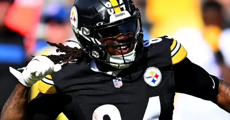 Steelers’ Latest Signing Could Spell ‘the End’ for Veteran Cut Candidate