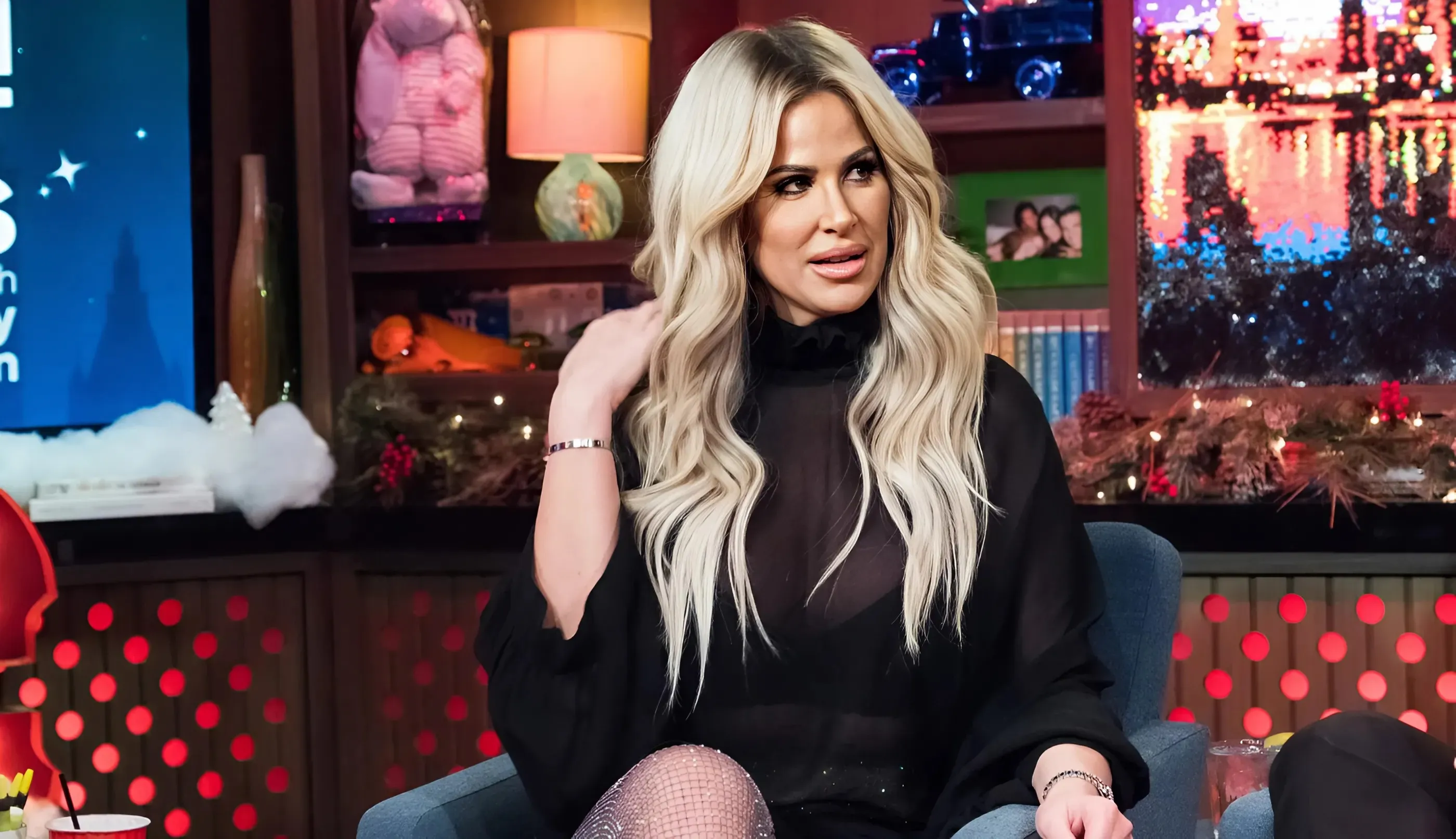 Kim Zolciak Breaks Down Discussing Kroy Biermann on Stage