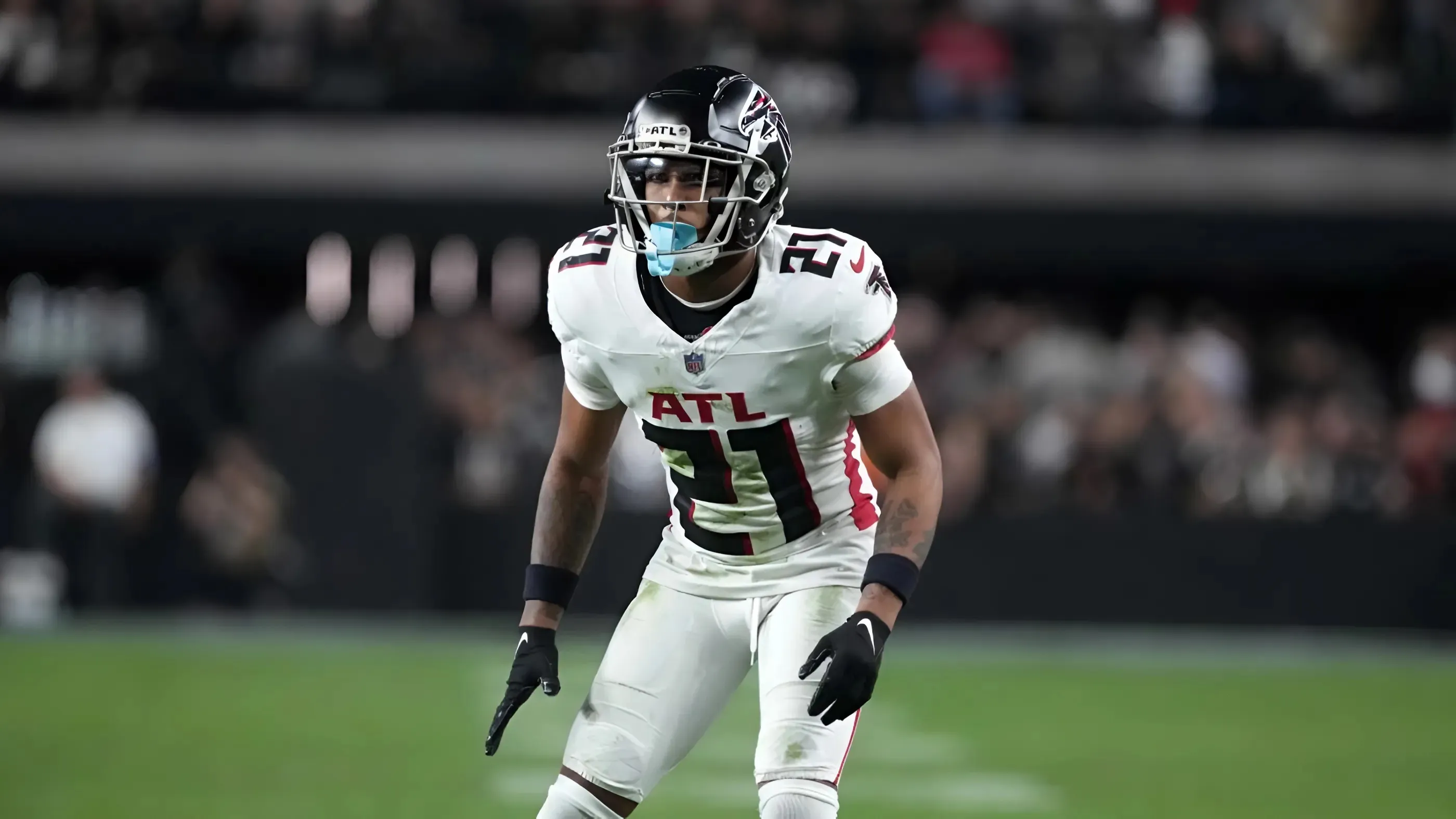 Atlanta Falcons Re-Sign CB Mike Hughes To A 3-Year Deal