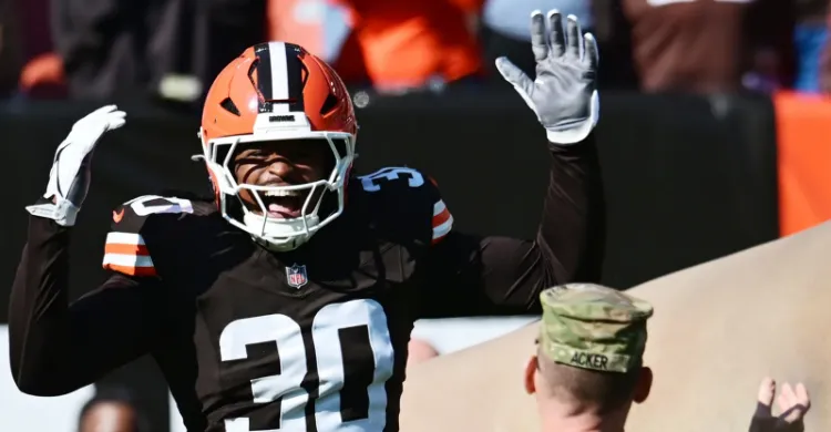 Cleveland Browns Re-Sign Linebacker Devin Bush On 1-Year Deal