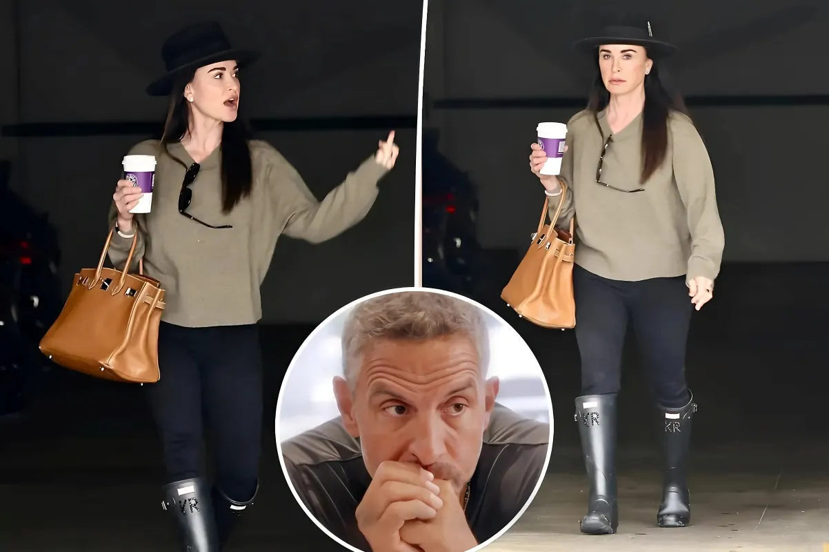 Kyle Richards flips off paps after estranged husband Mauricio Umansky makes out with mystery brunette - lulu