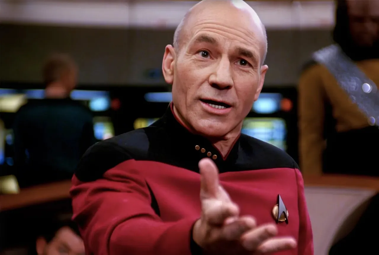 Star Trek: All 5 Members Of Jean-Luc Picard's Stargazer Crew Explained
