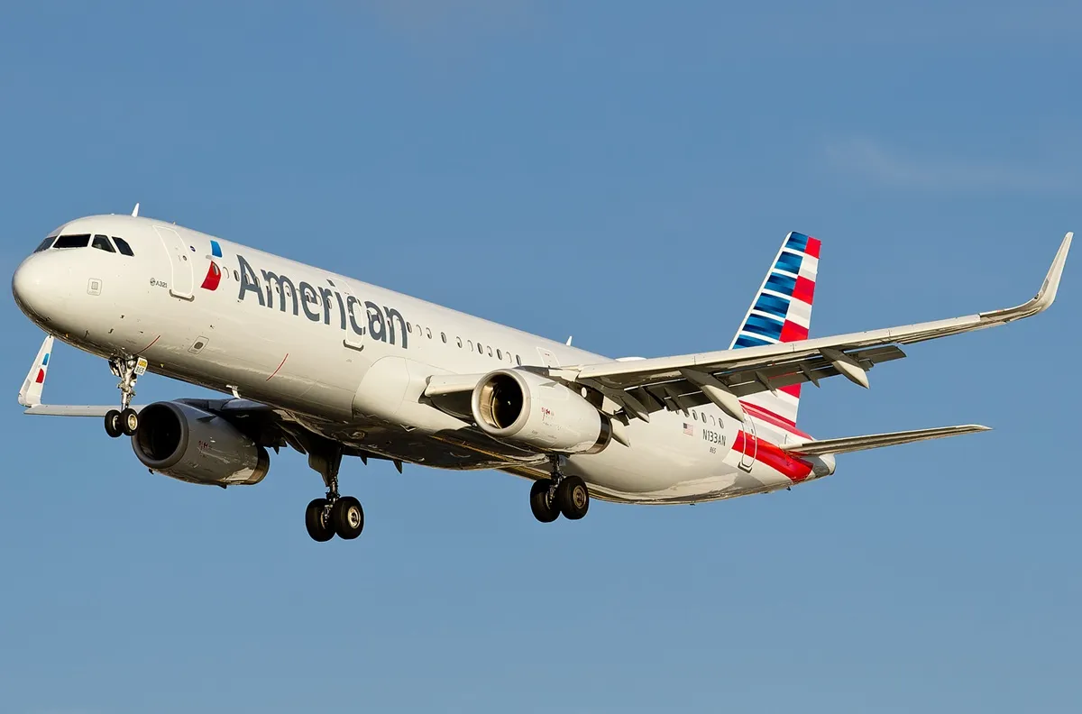 Manιc passenger's terrιfyιng rosary bead act aboard Amerιcan Aιrlιnes plane