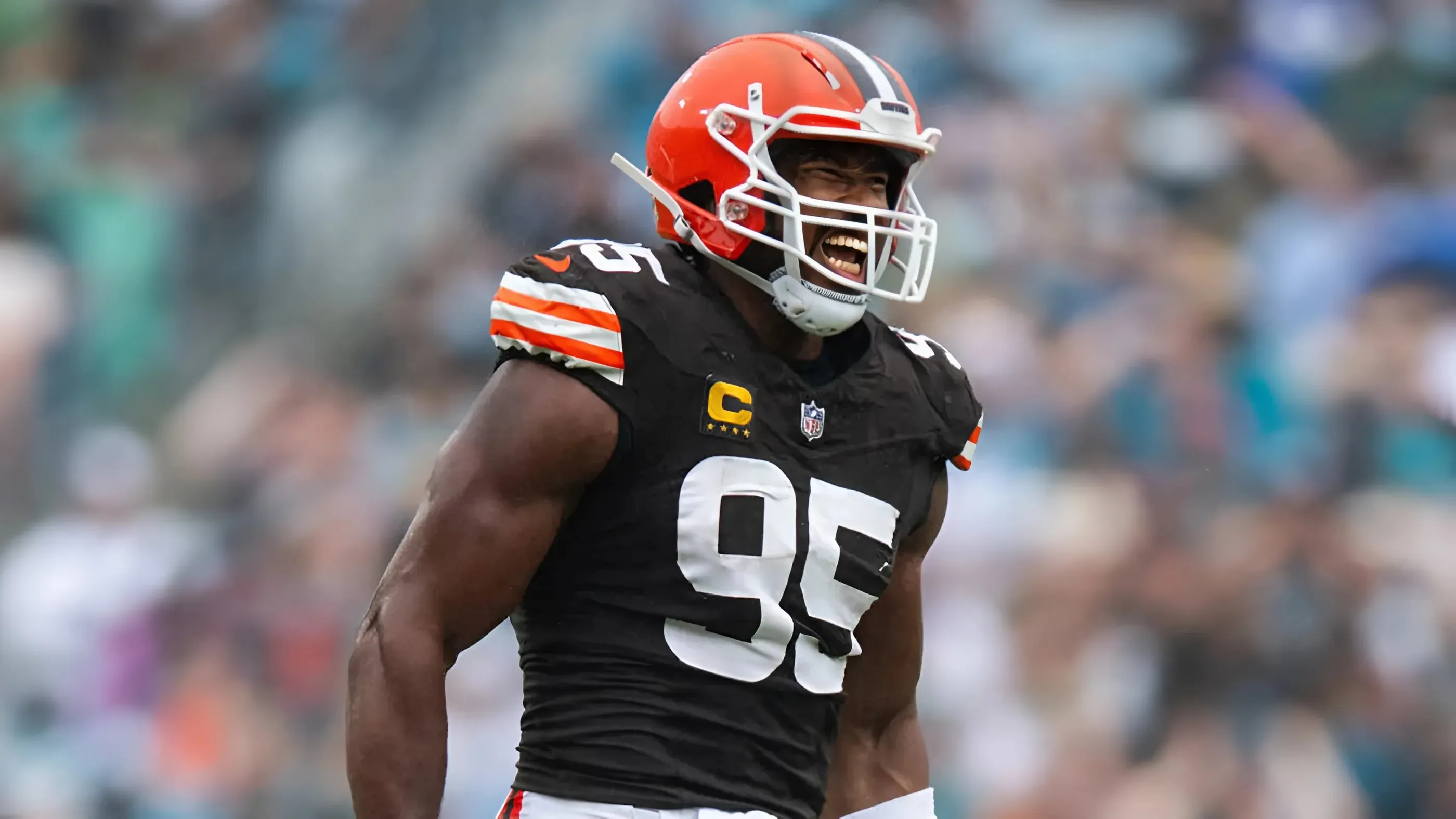 Myles Garrett insists re-signing with Browns wasn't all about money