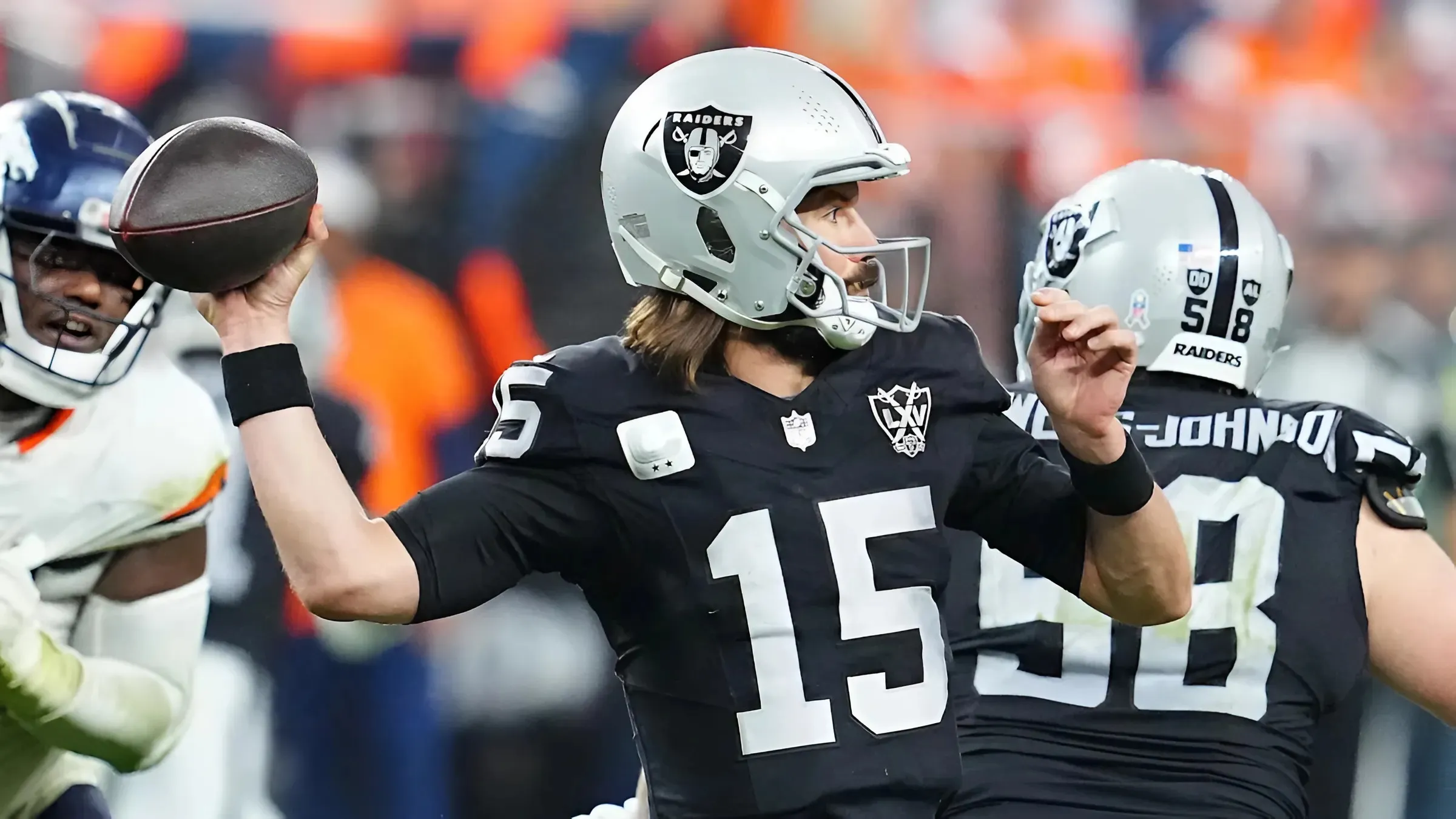 Ex-Raiders QB Signs With Chiefs Mere Hours After Being Released