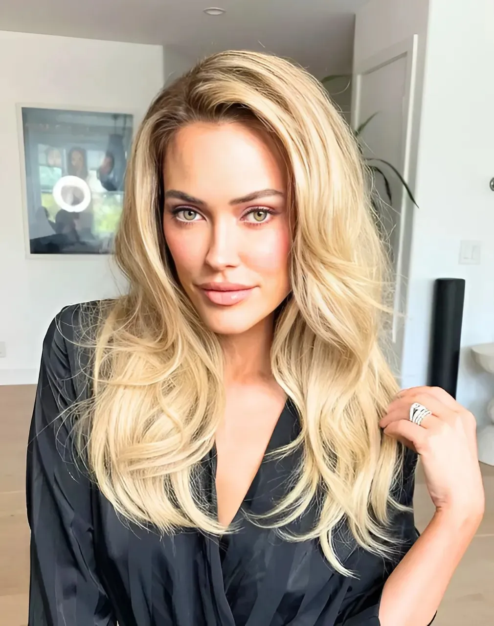 DWTS Fans Can’t Get Enough of Peta Murgatroyd’s Stunning Look in New TikTok