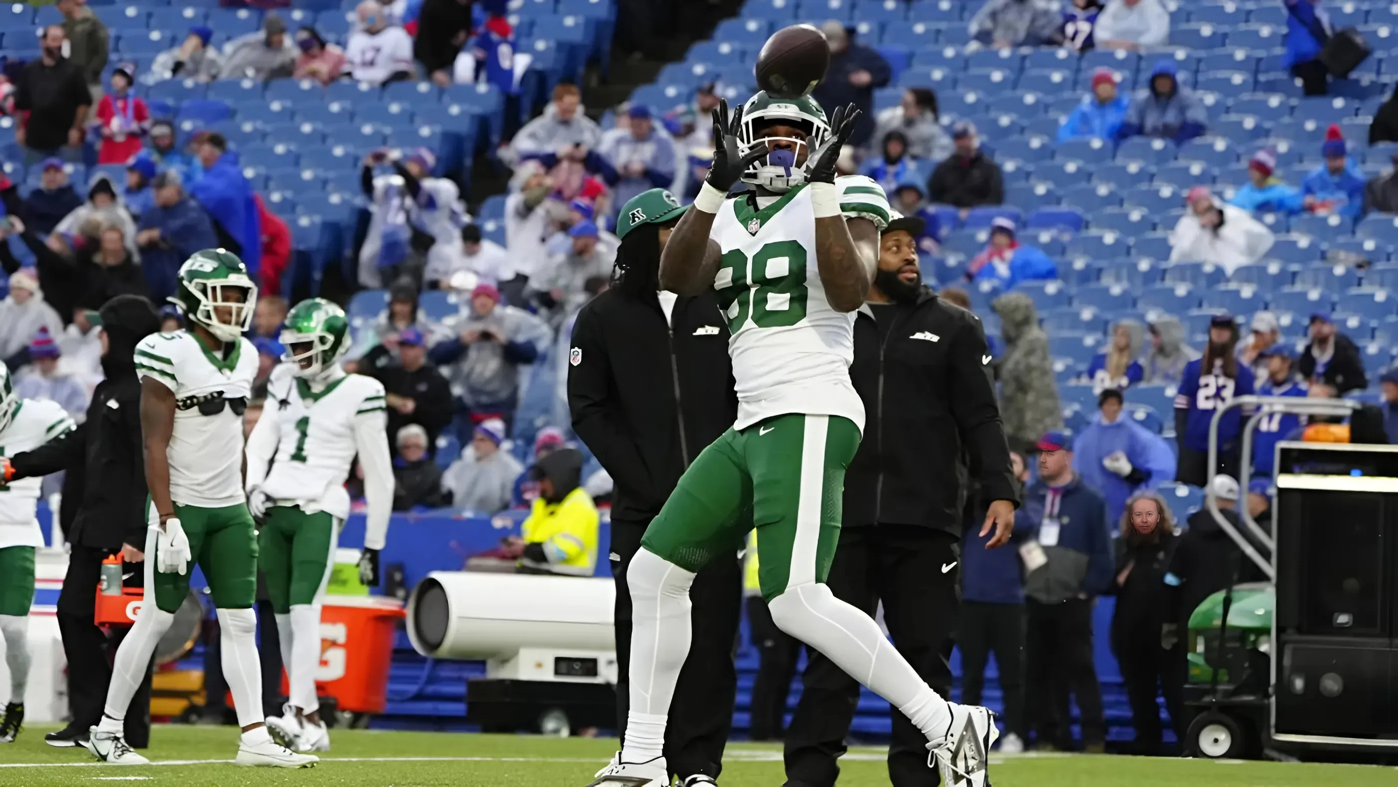 'Yeah Boy!' Lions sign former Jets tight end after local beat writer has premonition dream about it