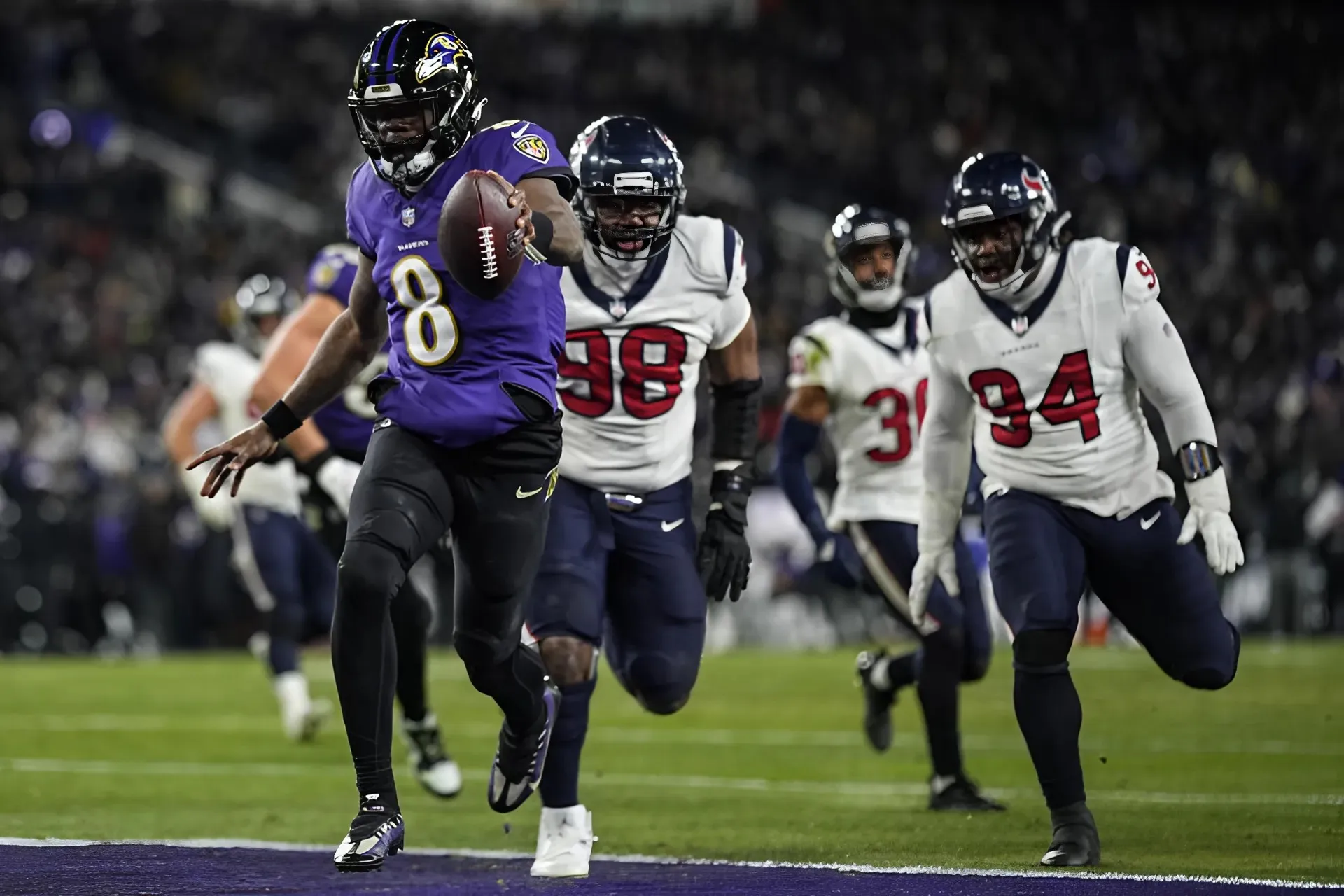 Ravens New Superstar Trio Reacts to Classic Photo Going Viral