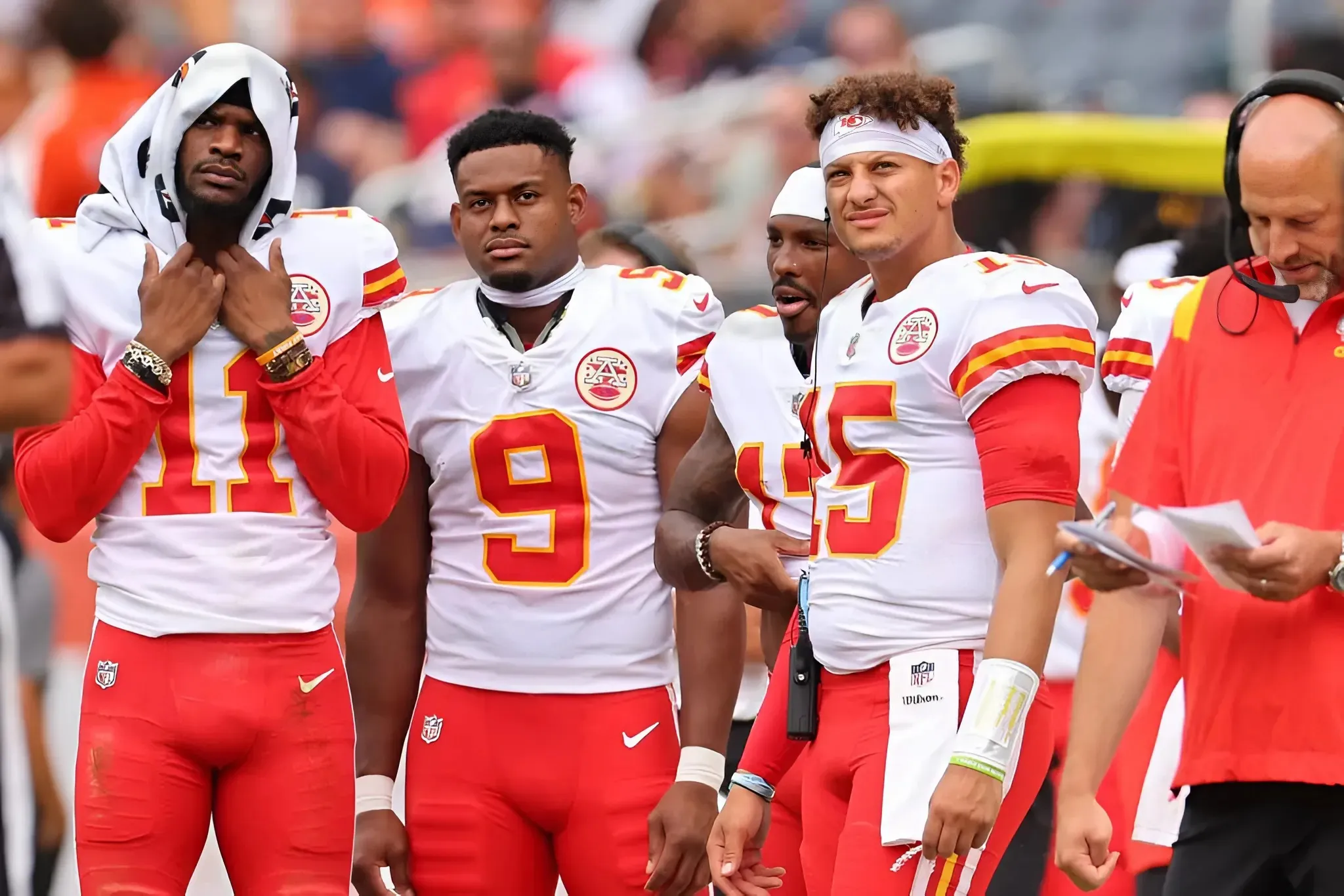 Chiefs Re-Sign Trusted Patrick Mahomes Target Despite ‘Interest’ From Other Teams