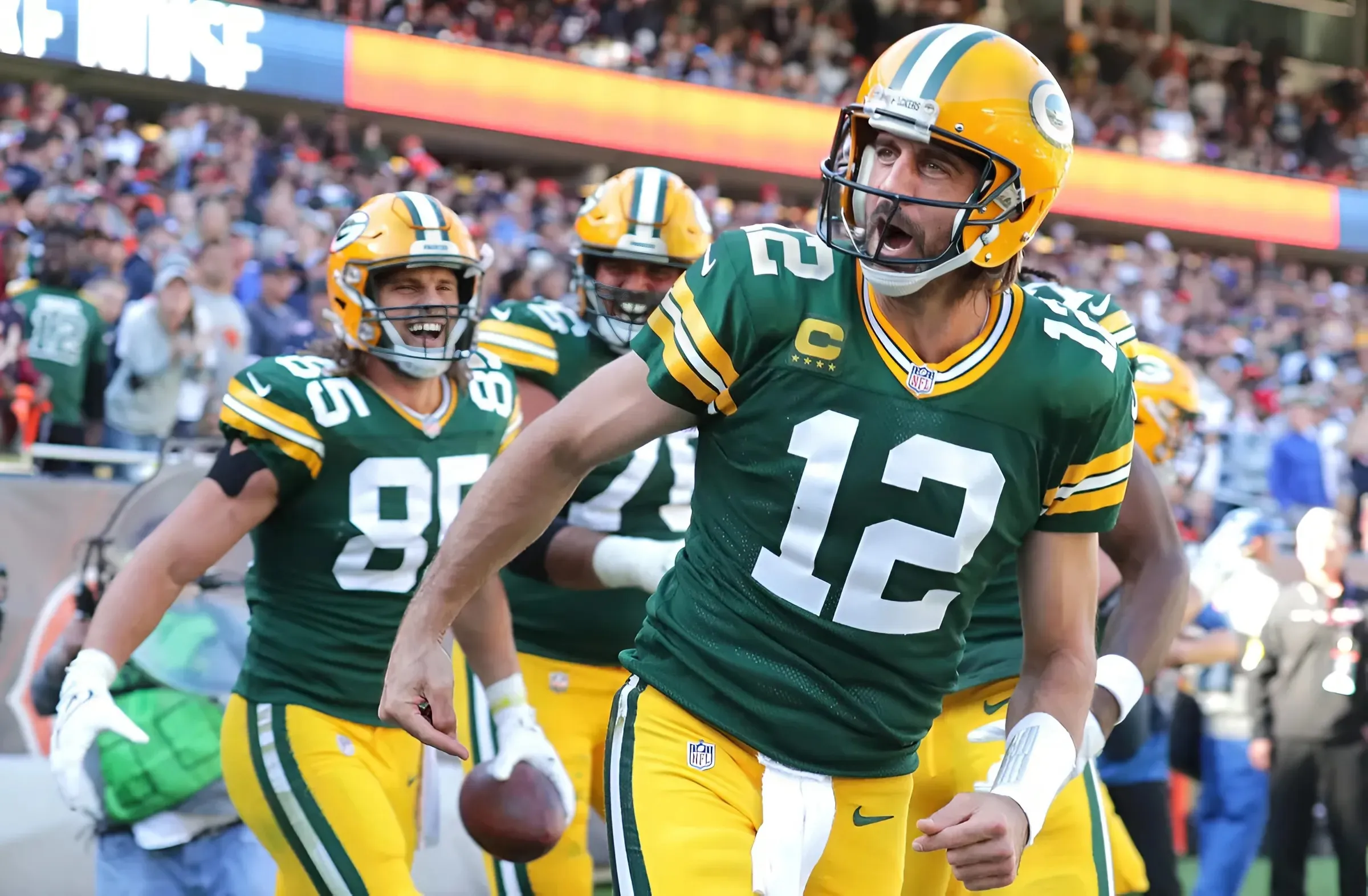 BREAKING: Packers Fans React to Shocking (and Ironic) Latest Aaron Rodgers Report