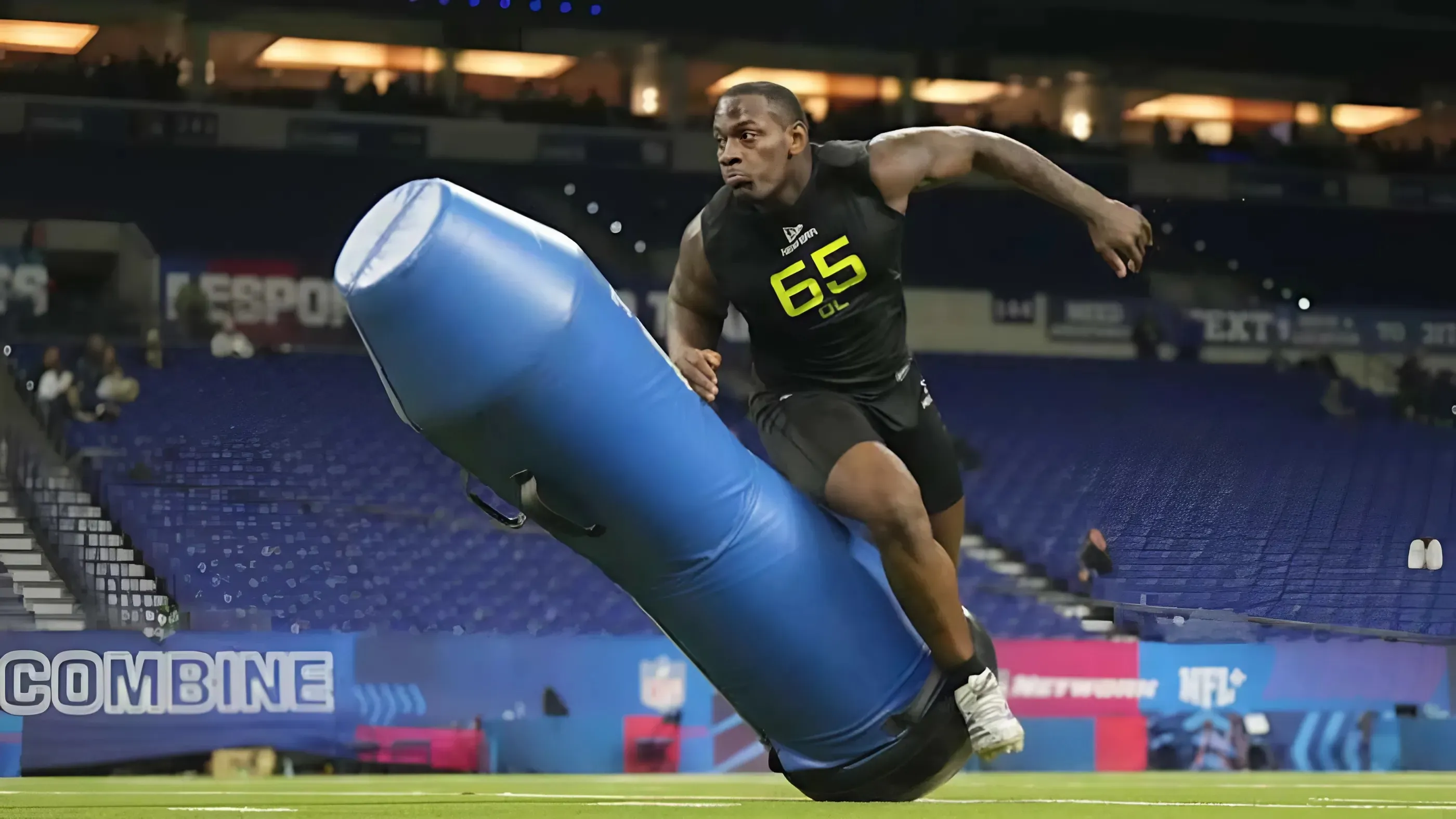What Ryan Poles' edge requirements dictate for Bears early in draft