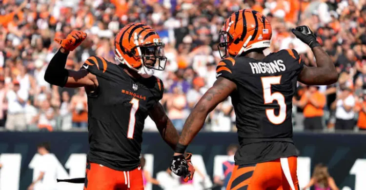 Sources: Cincinnati Bengals Finalizing Contract Extensions With Ja'Marr Chase and Tee Higgins