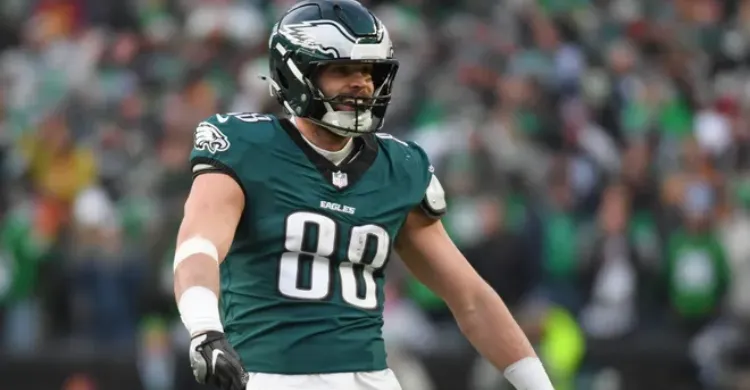 Eagles Fans Will Be Disappointed in Trade Hauls for 2 Players Reportedly on the Block