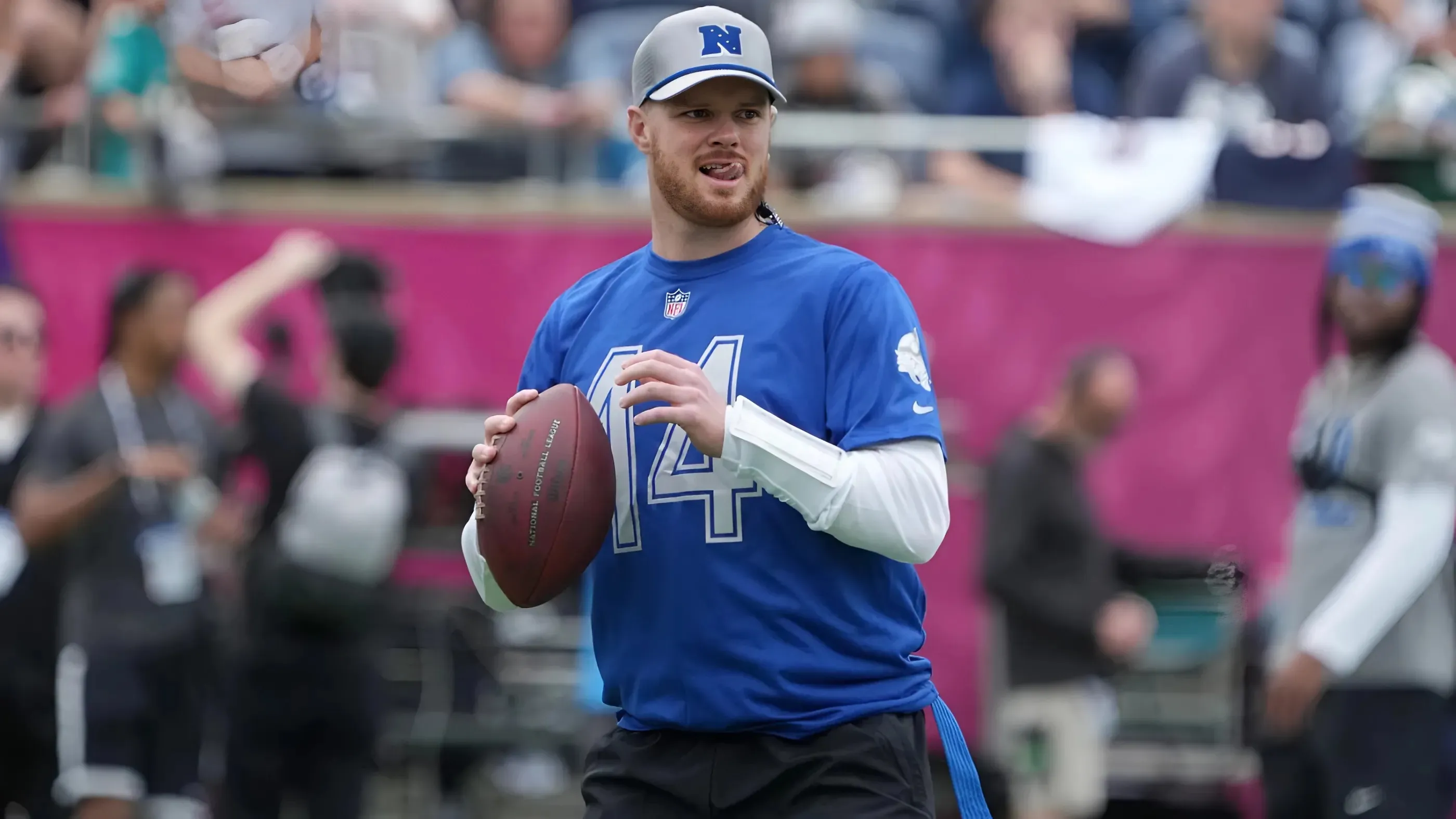 Sam Darnold’s contract details reveal year-to-year structure Sam Darnold’s contract details reveal year-to-year structure