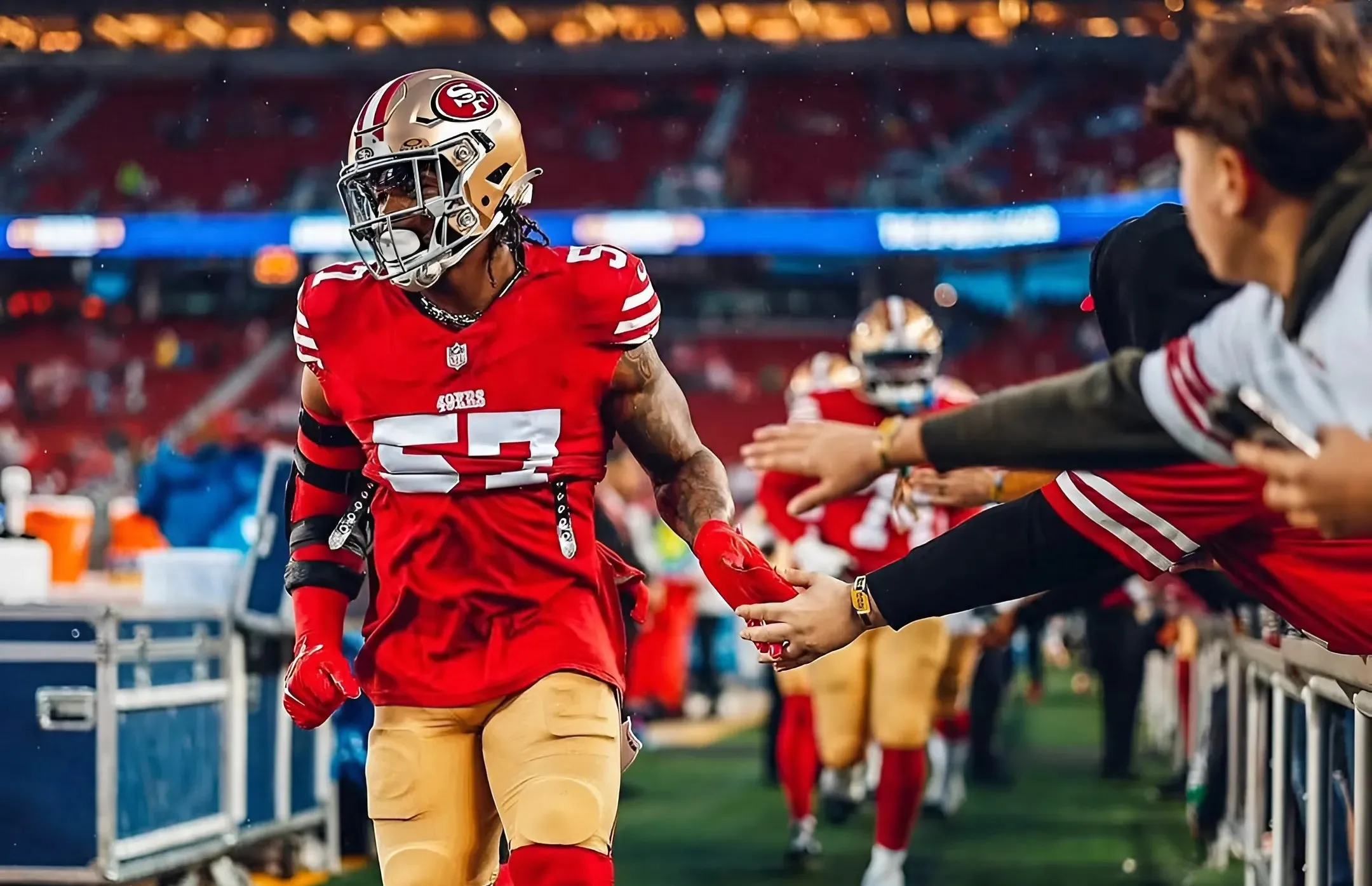 49ers tried to convince Dre Greenlaw to back out of Broncos deal