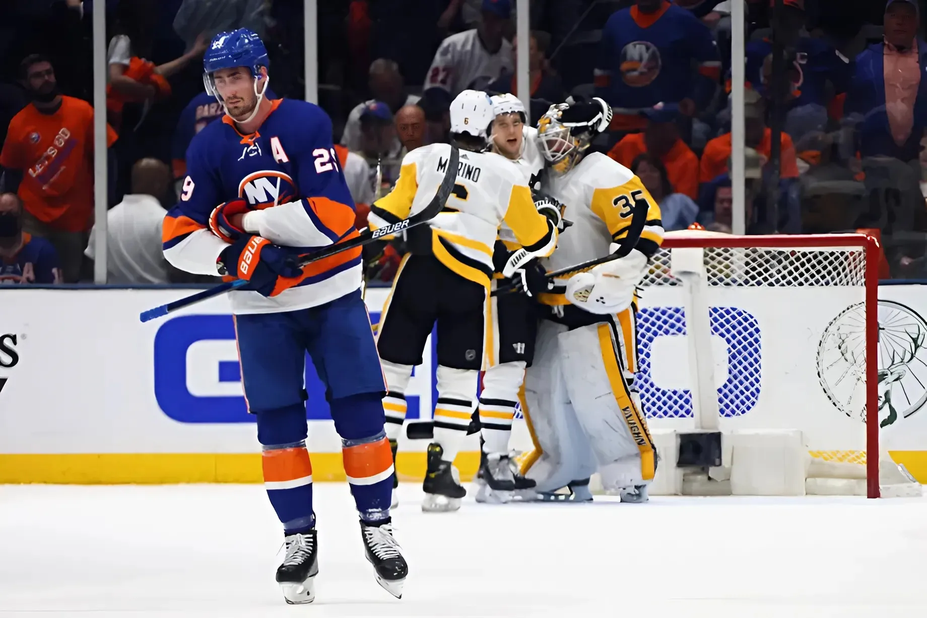 Penguins, Islanders still vying to keep postseason hopes alive