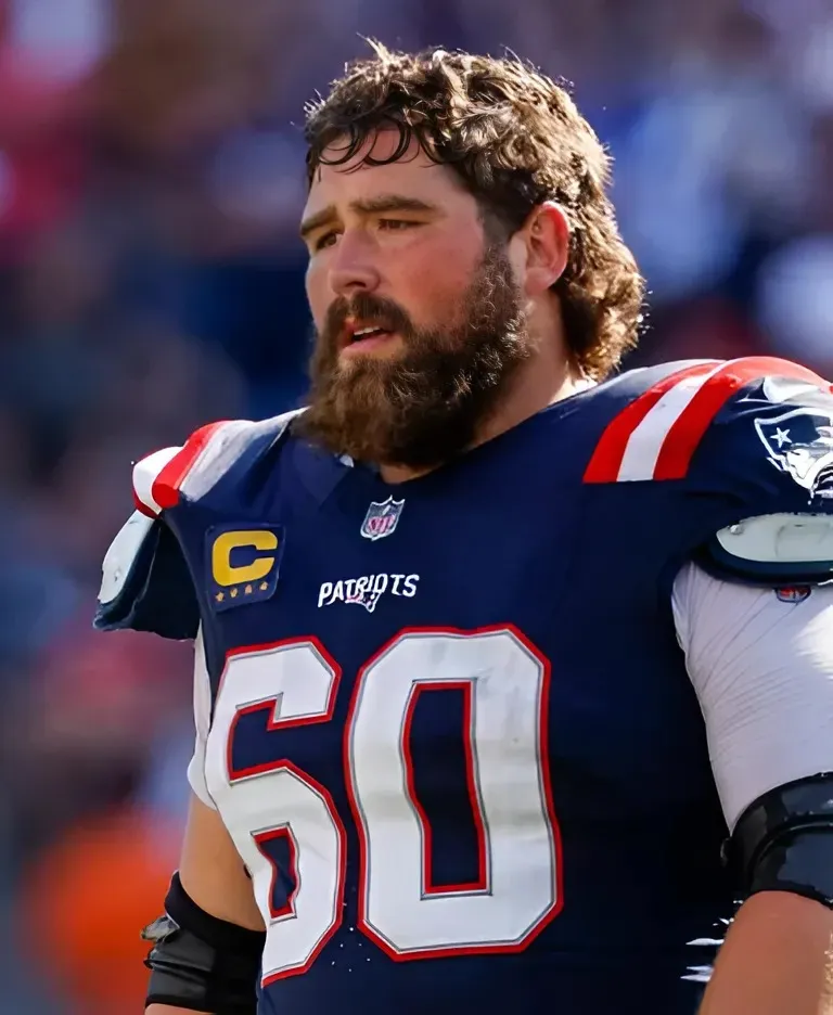 Latest Vikings roster moves could give the Patriots a solution at center after releasing David Andrews