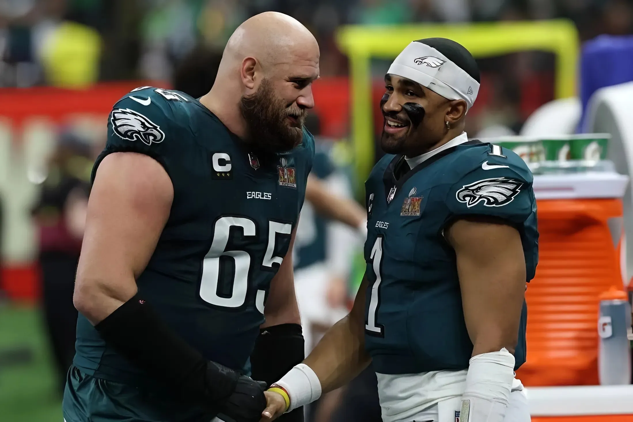 Eagles agree to contract extension with surprising player