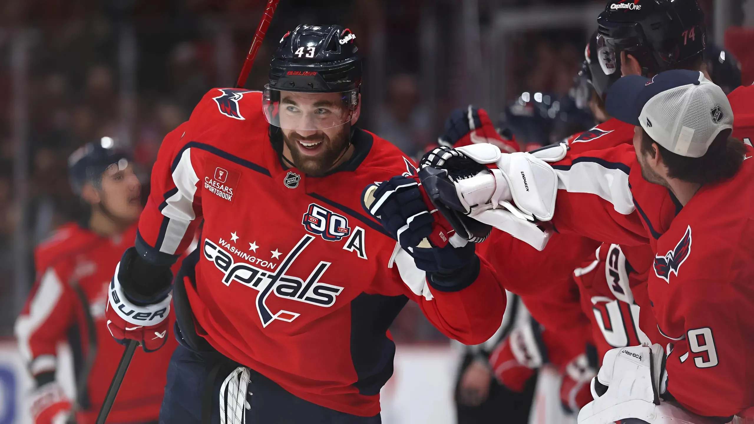 Wilson Nets 30th Goal as Capitals Surge Past Red Wings trucc