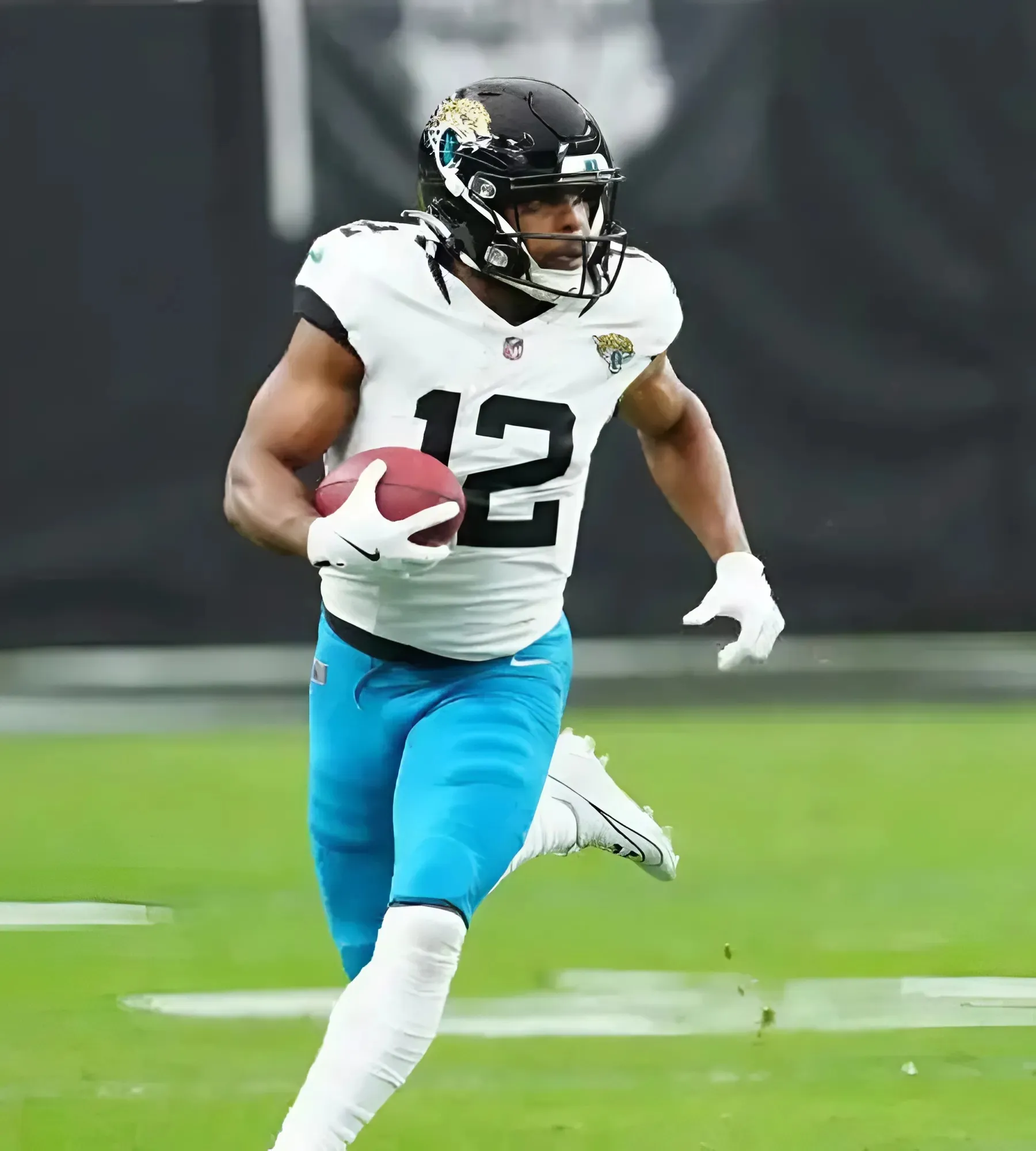 Chicago Bears 2X Pro Bowl WR signing turns heads