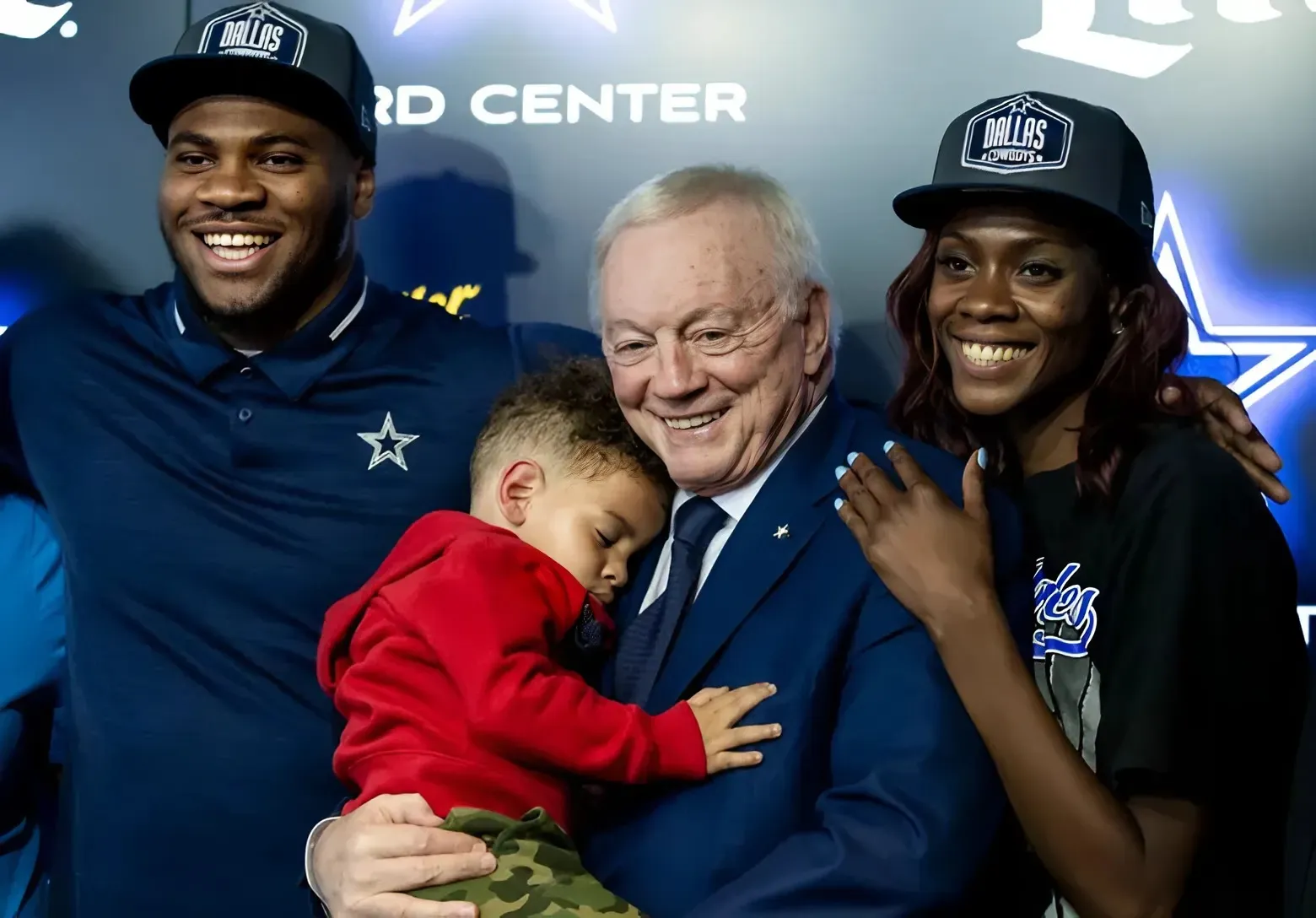 Micah Parsons Sends Clear Message to Cowboys Amid Rumors: Exclusive