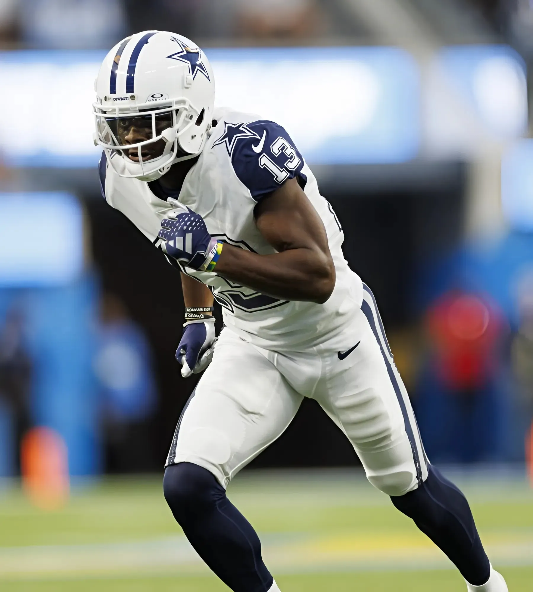 Commanders sign WR Michael Gallup