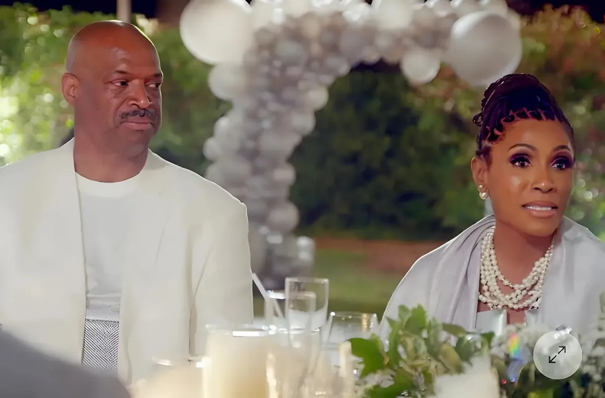 The Married to Med Couples Discuss Divorce Scares Over 10-Year Anniversary Dinner liennhi