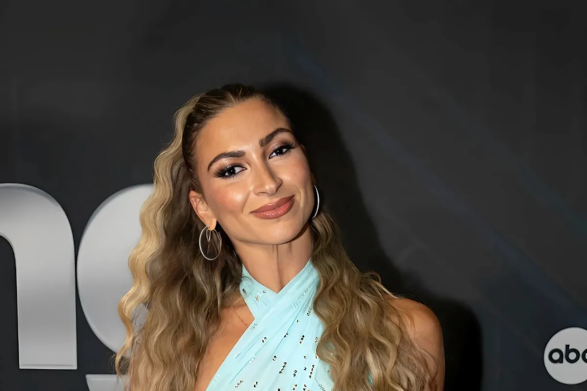 Dancing With the Stars' Daniella Karagach Fires Back at Claims She Doesn’t Choreograph Her Own Routines tram