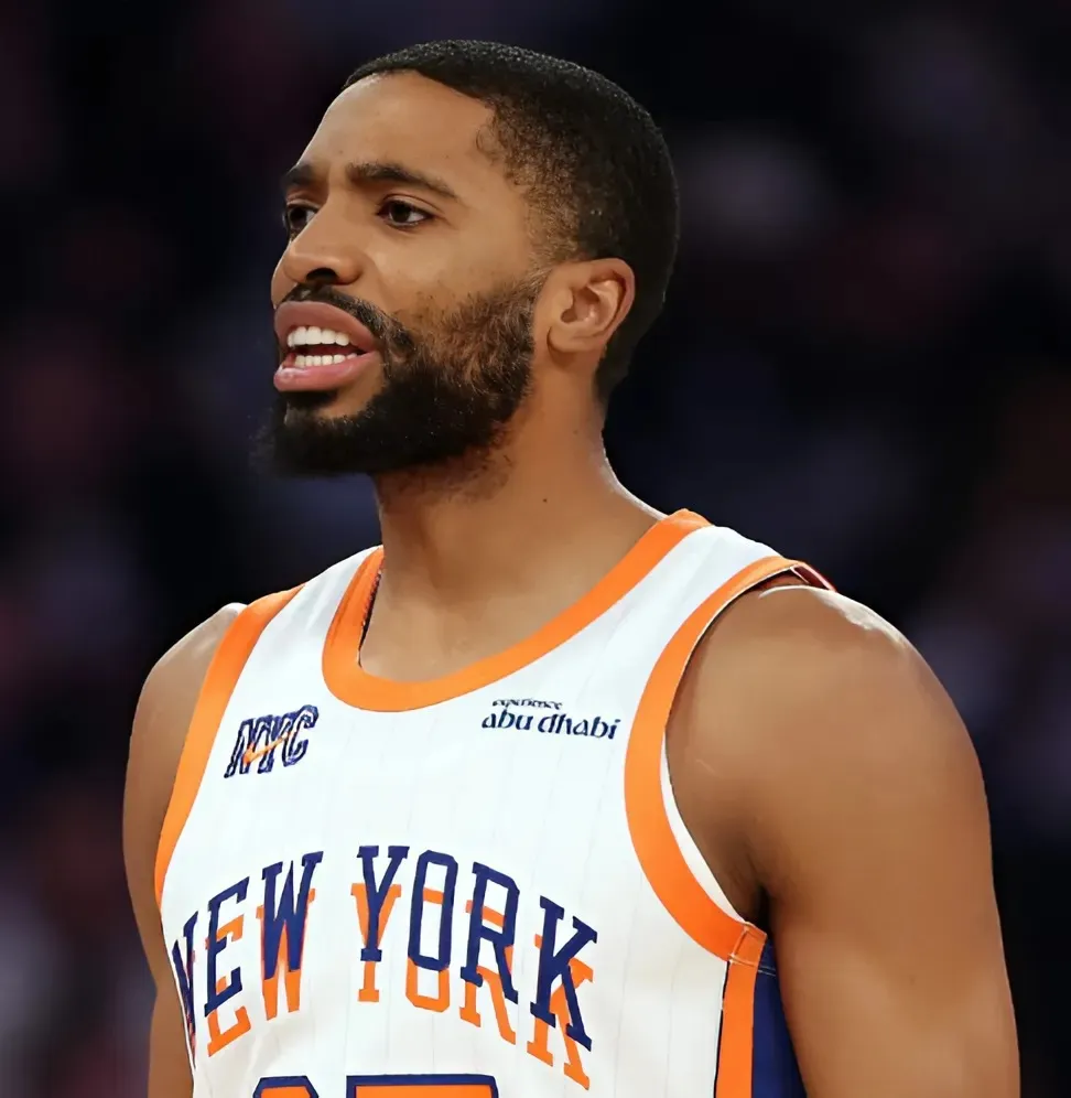 Knicks’ Former Lottery Pick Signs With Warriors Amid Playoff Push