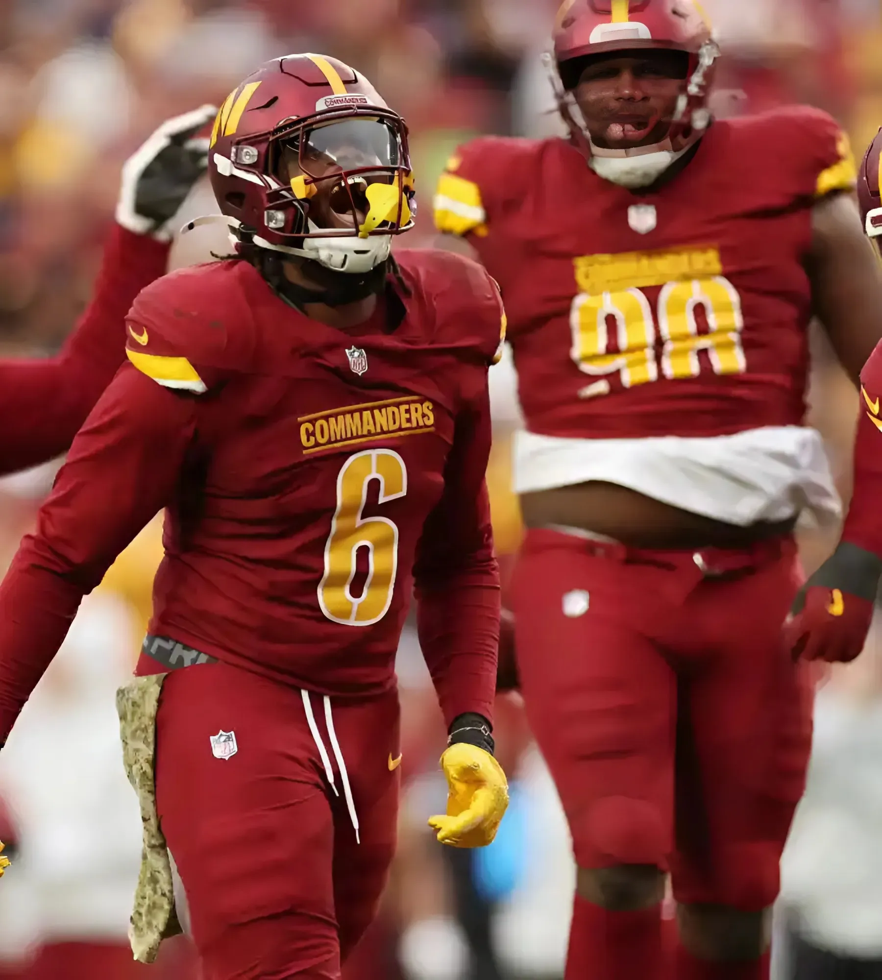 NFC East Rival Praised for Poaching Commanders’ Top Pass Rusher