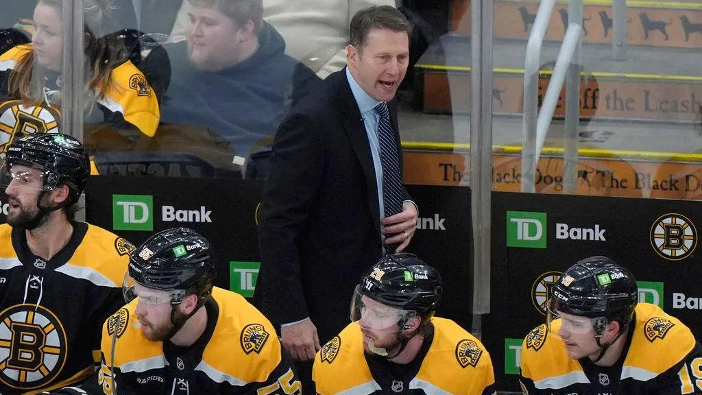 Will Bruins move on from HC?