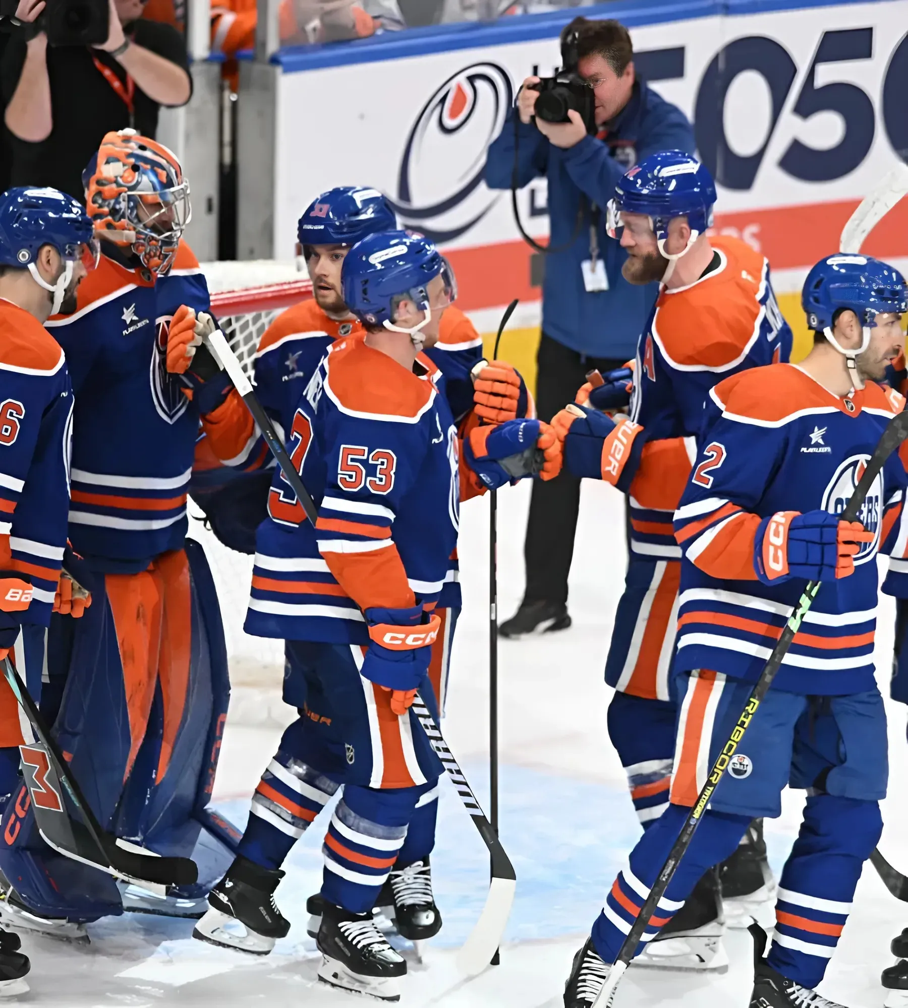 Oilers owner should make two special exemptions for jersey retirements Oilers owner should make two special exemptions for jersey retirements