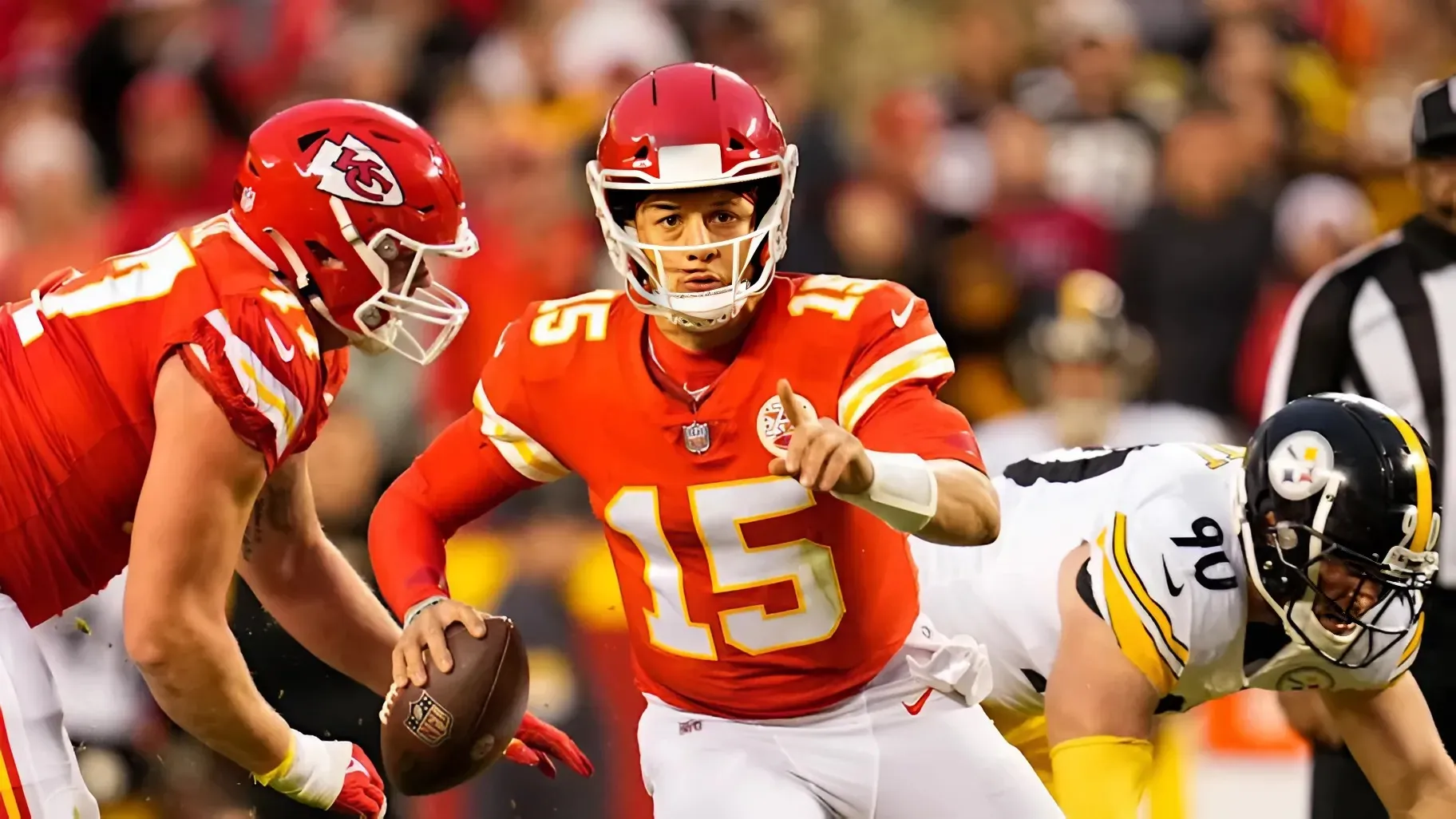 Chiefs RB Offers Scouting Report on Mahomes’ Newest Protector