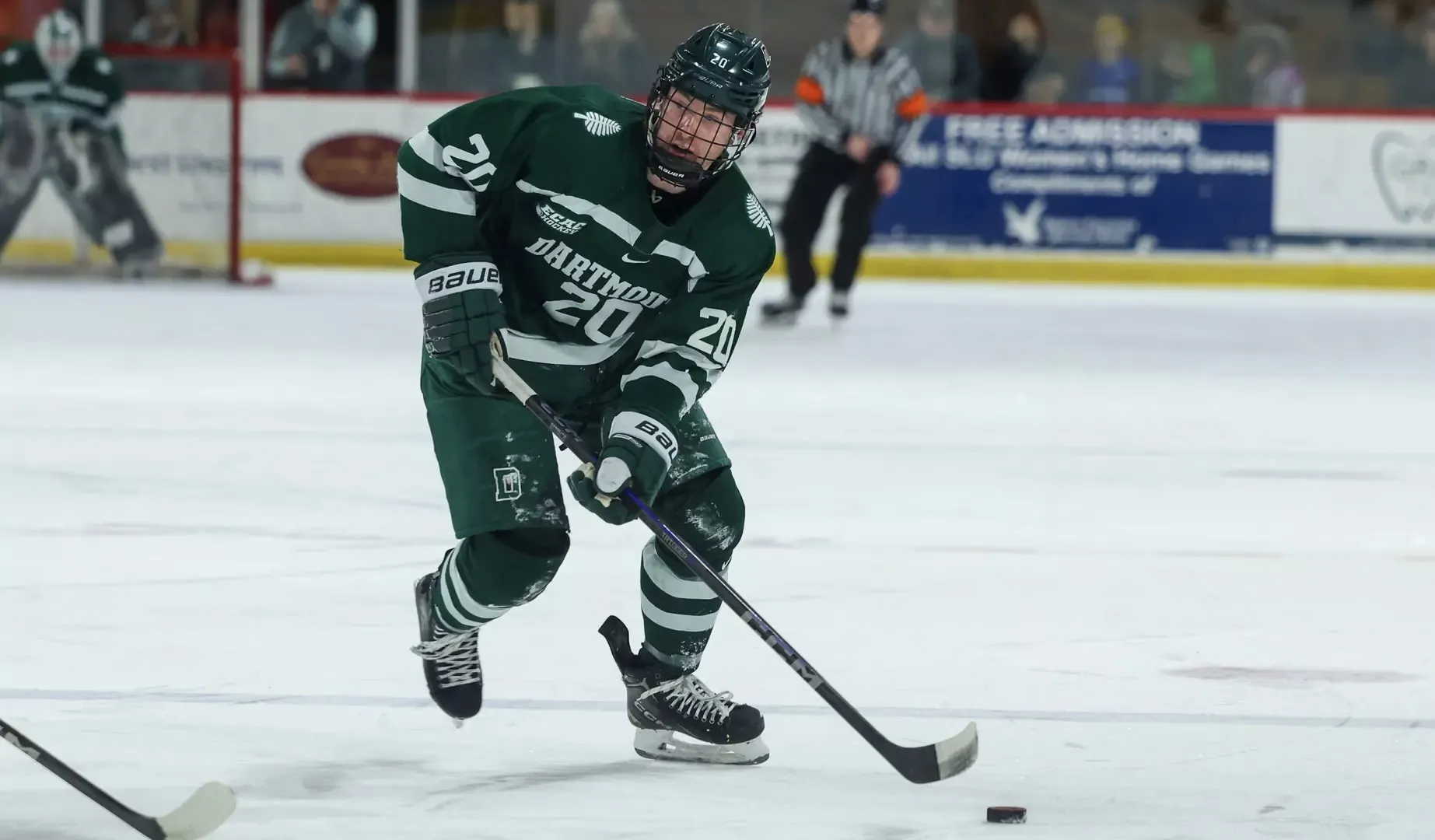 Lightning sign Cooper Flinton to entry-level contract