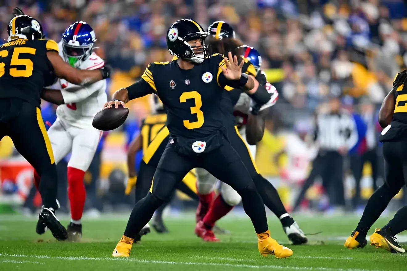 Steelers Predicted to Trade for 4,100-Yard QB After Russell Wilson Signs With Giants