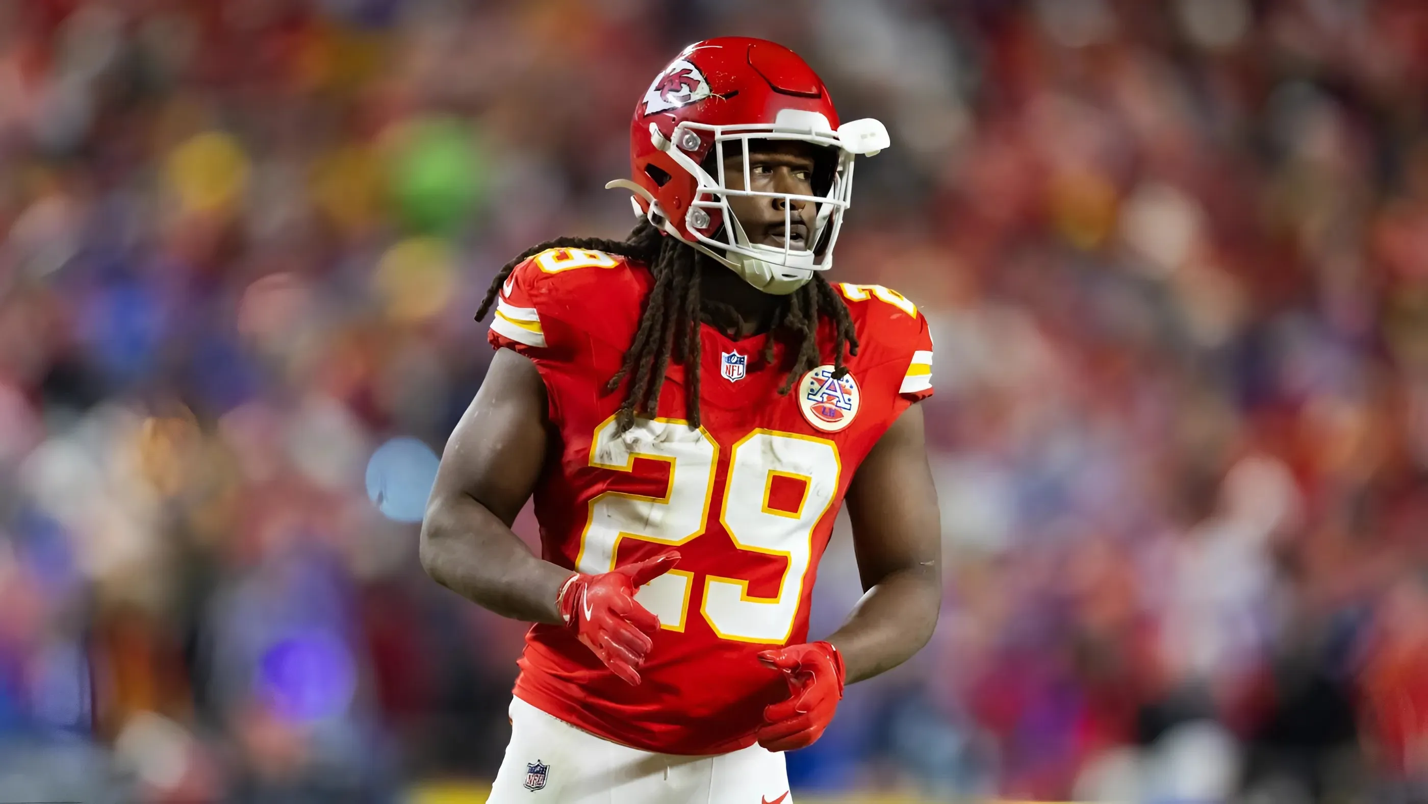 Chiefs fans will love the message that Kareem Hunt sent after re-signing in KC