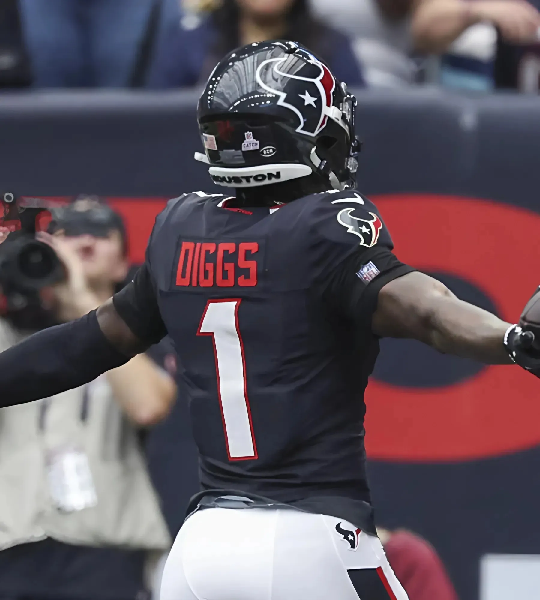 The 'Most 100-yard receiving games in the NFL playoffs' quiz The 'Most 100-yard receiving games in the NFL playoffs' quiz