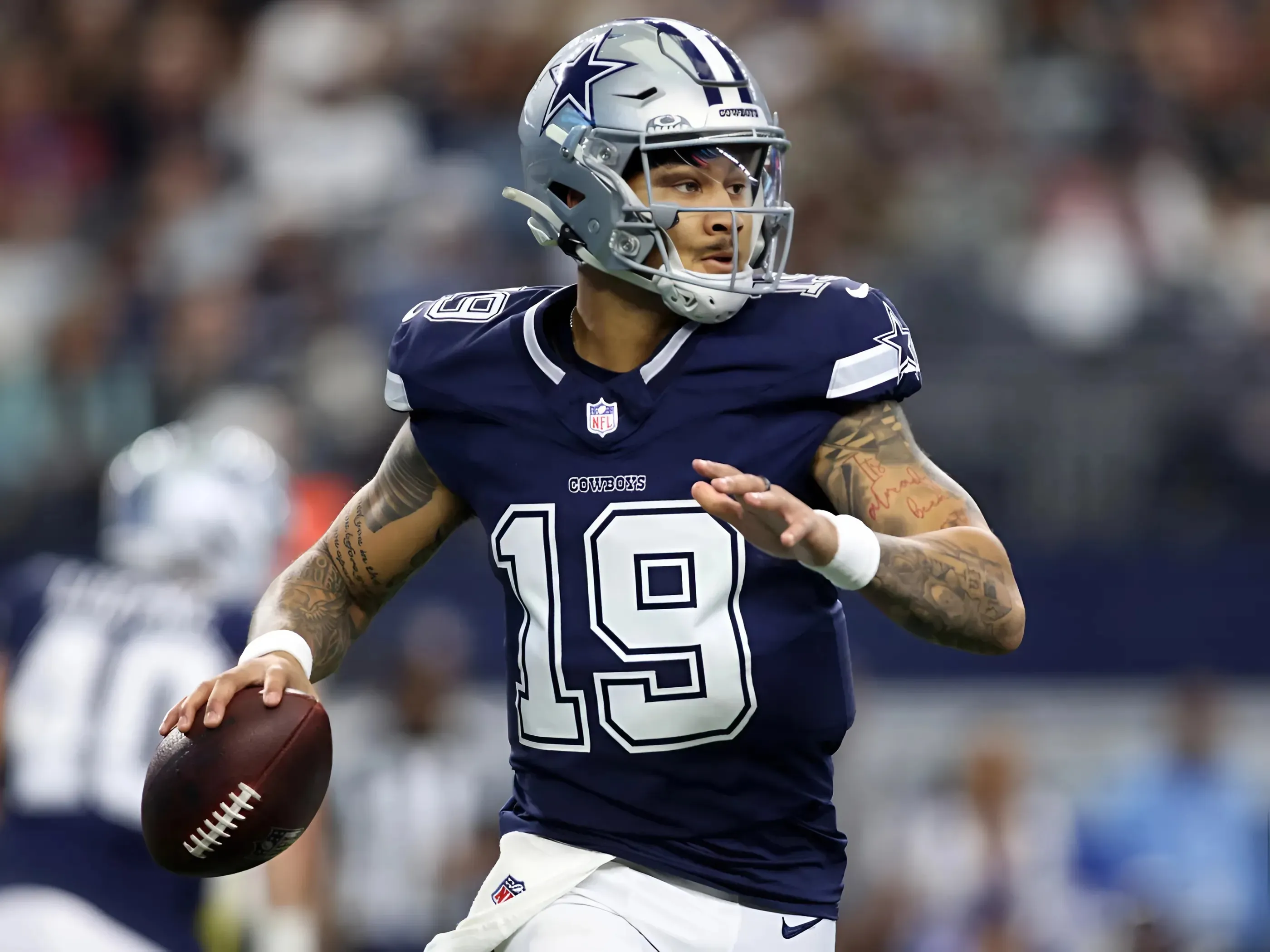 Former Cowboys QB in the News for Embarrassing Reason