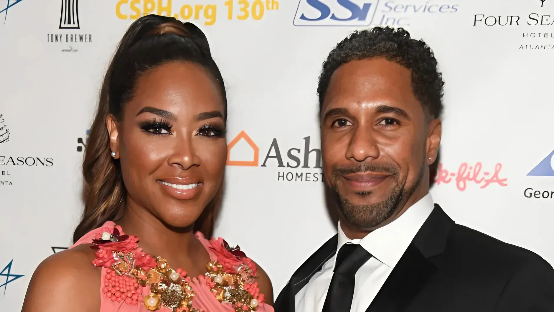 Legal Woes for RHOA's Kenya Moore's Ex-Husband Marc Daly: Facing Eviction and Alleged Six-Figure Debt Lawsuit trucc