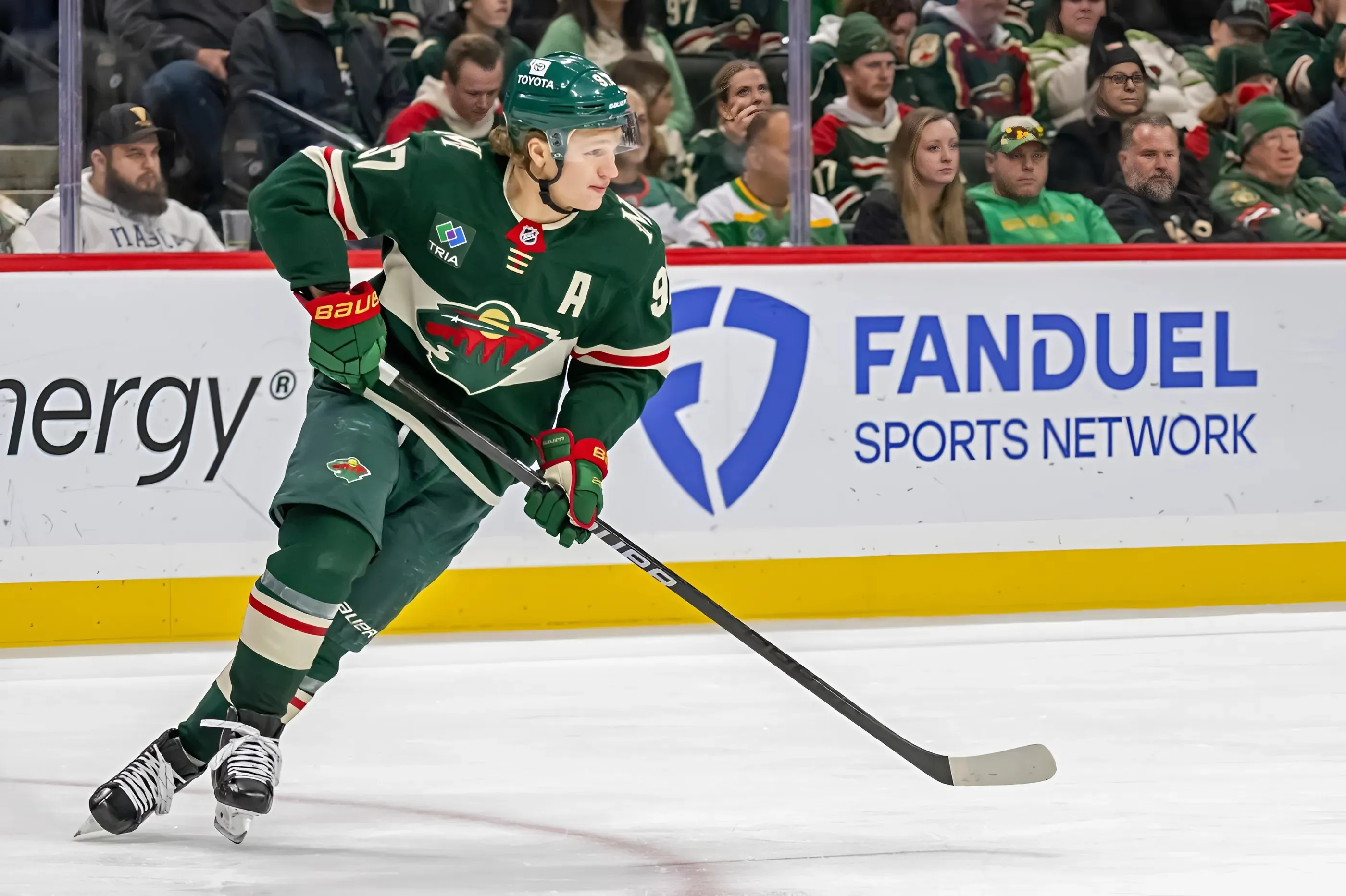 Wild F Kirill Kaprizov resumes skating after surgery